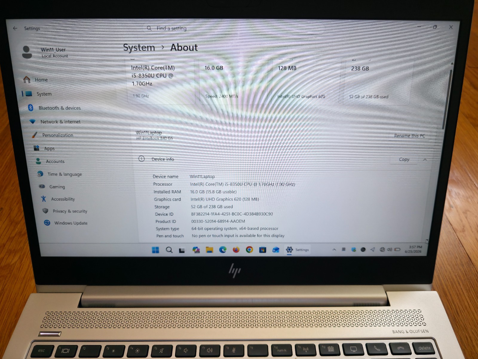 HP EliteBook 840 G5 14″ (256GB SSD, Intel i5-8350U, 1.7-3.6GHz, 16GB RAM) Laptop