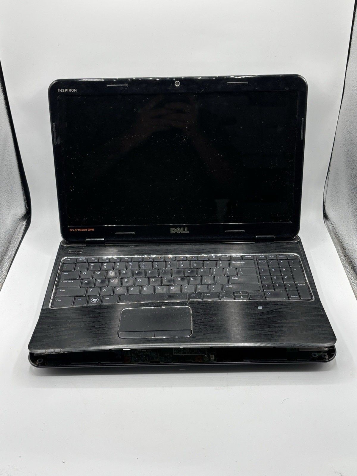 Dell Inspiron N5010 — Untested / For Parts or Repair Only