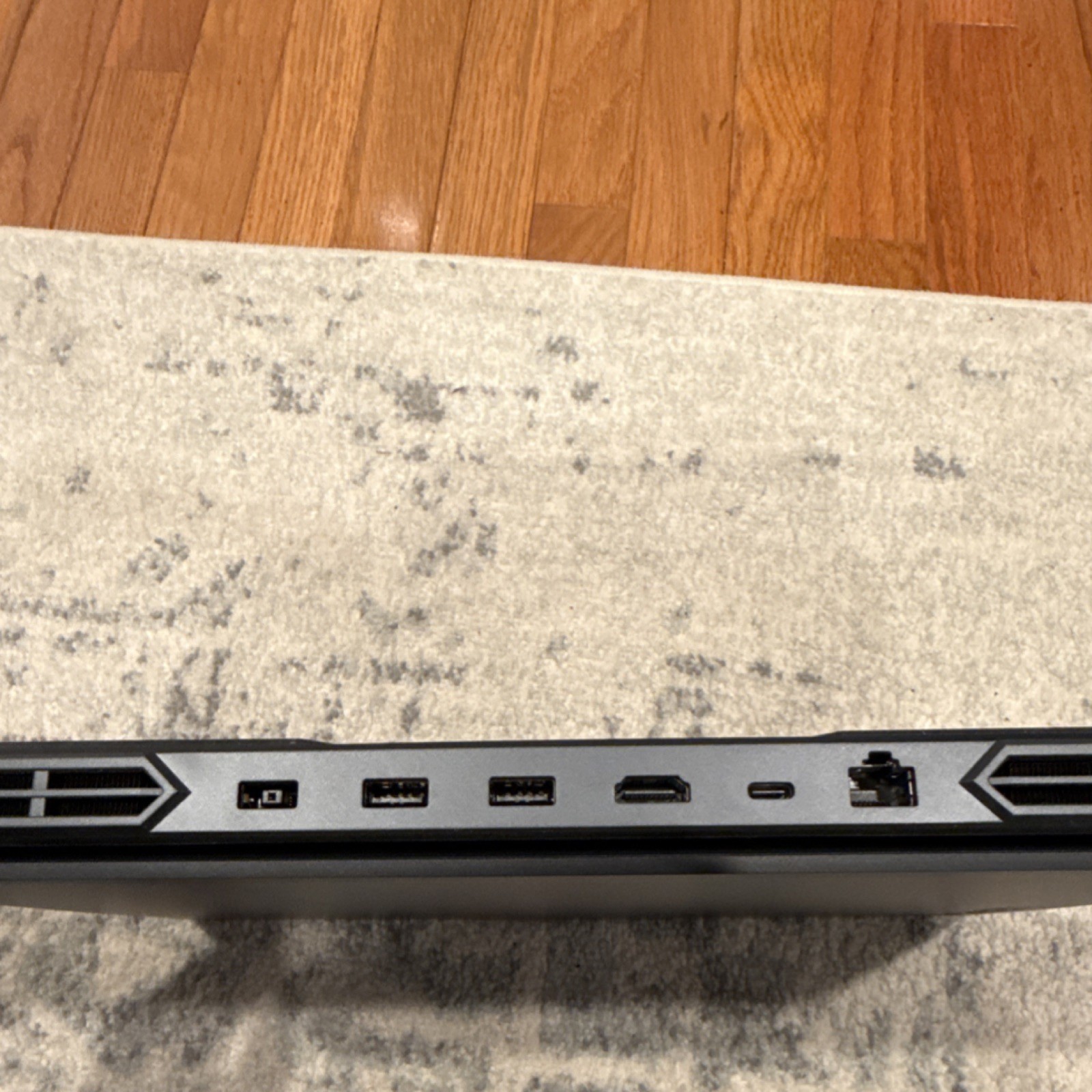 Lenovo Legion Pro 5 16IRX8 Gaming Laptop Intel i5 RTX 16GB 477GB SSD 16″ W11