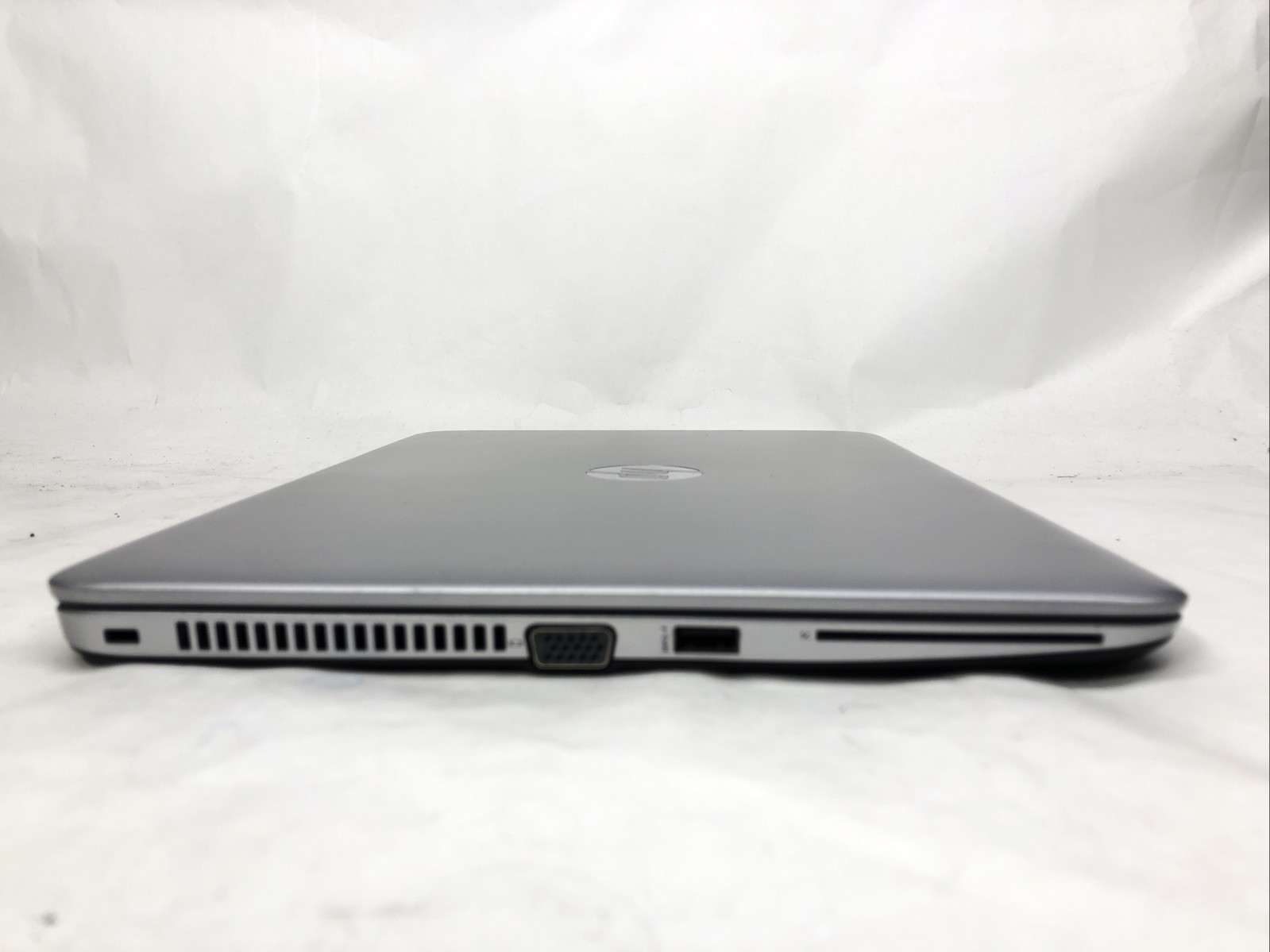 HP EliteBook 840 G4, Intel Core i5-7200U @2.50Ghz, NO RAM, NO SSD, TESTED PWR ON