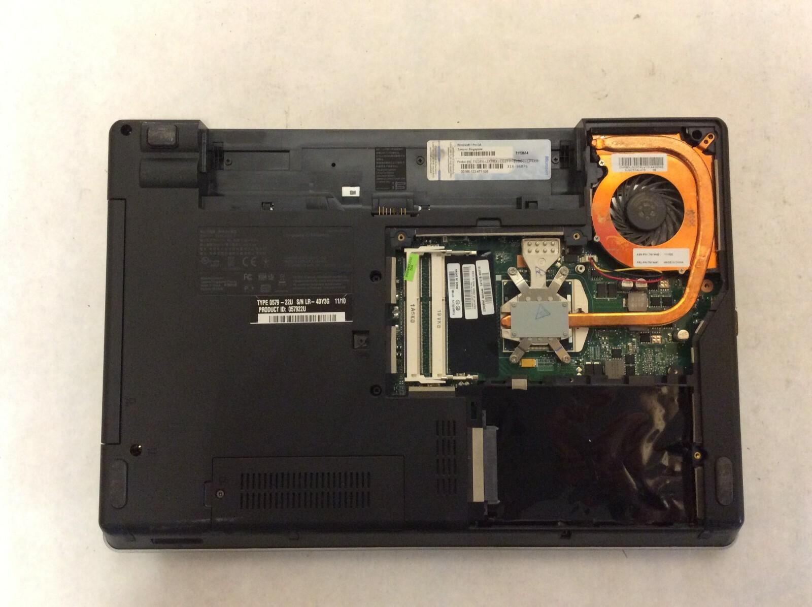 Lenovo Thinkpad Edge Laptop 14″ Intel i3 370M DISTORTED SCREEN -PP