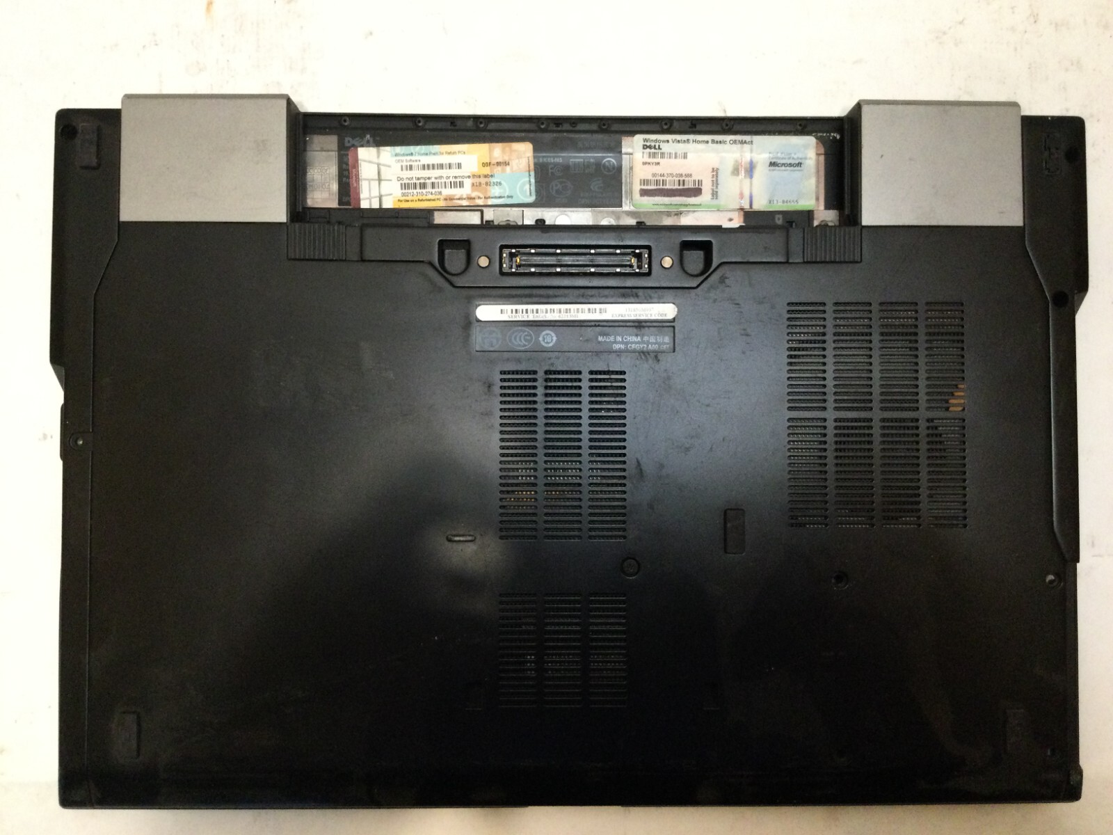 Dell Latitude 5590 15.6″ / Intel Core i5-8250U @ 2.67GHz / (MISSING PARTS!) MR