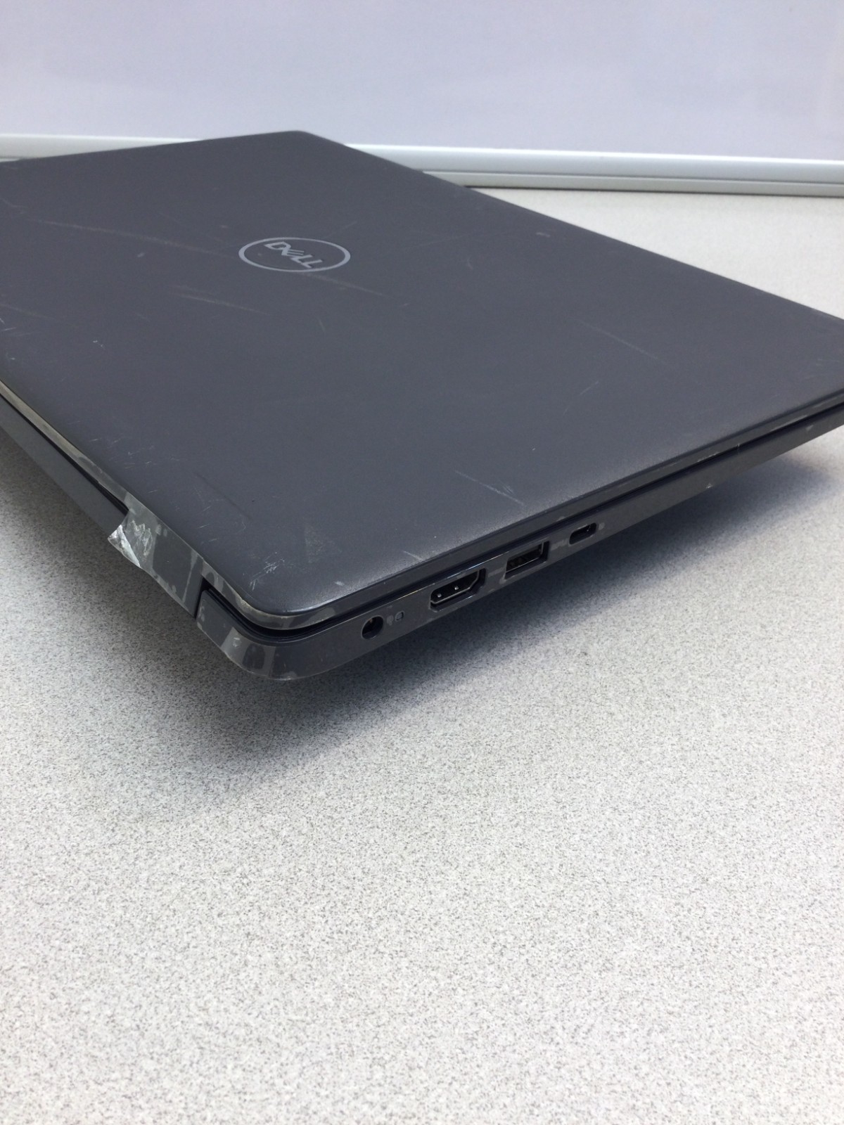 Dell Latitude 3510 15.6″ core i5-10210U 1.60GHz 8GB 256GB SSD WIN 11 PRO