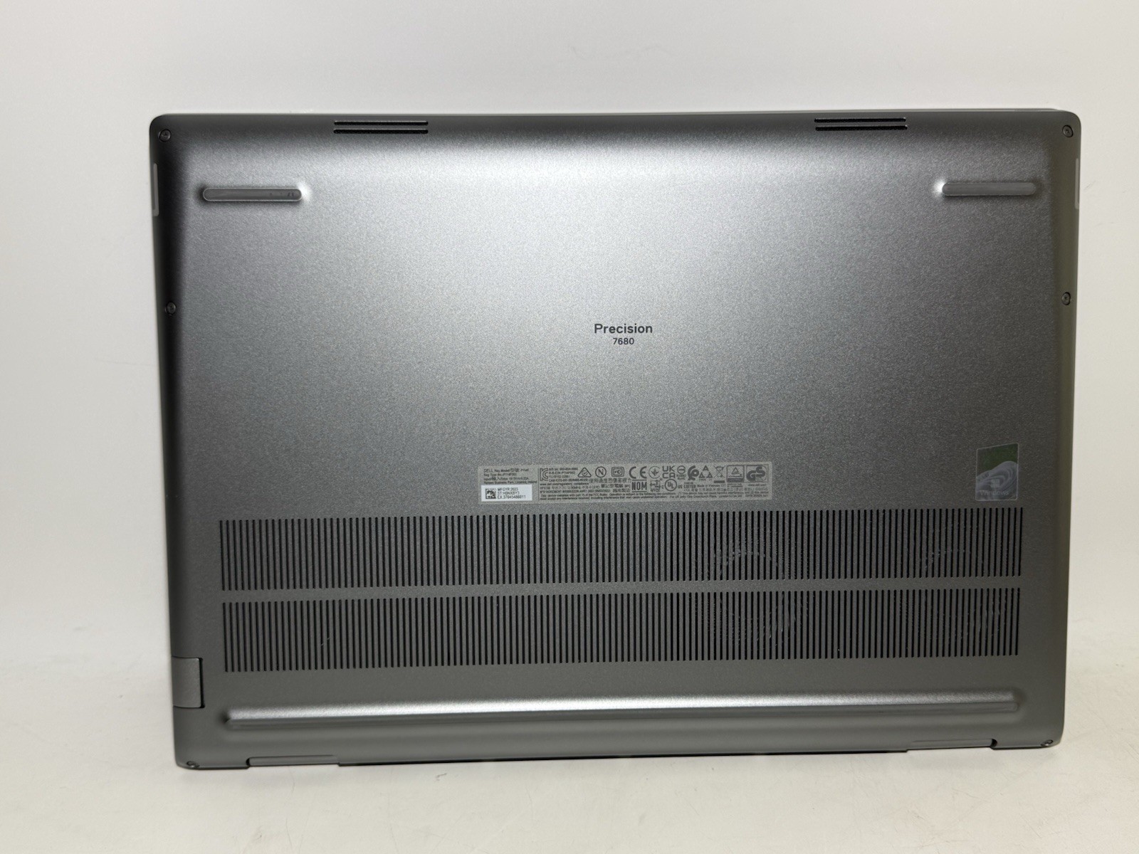Dell Precision 7680 16″ i7-13850HX 64GB Ram 1TB SSD RTX 2000 Ada