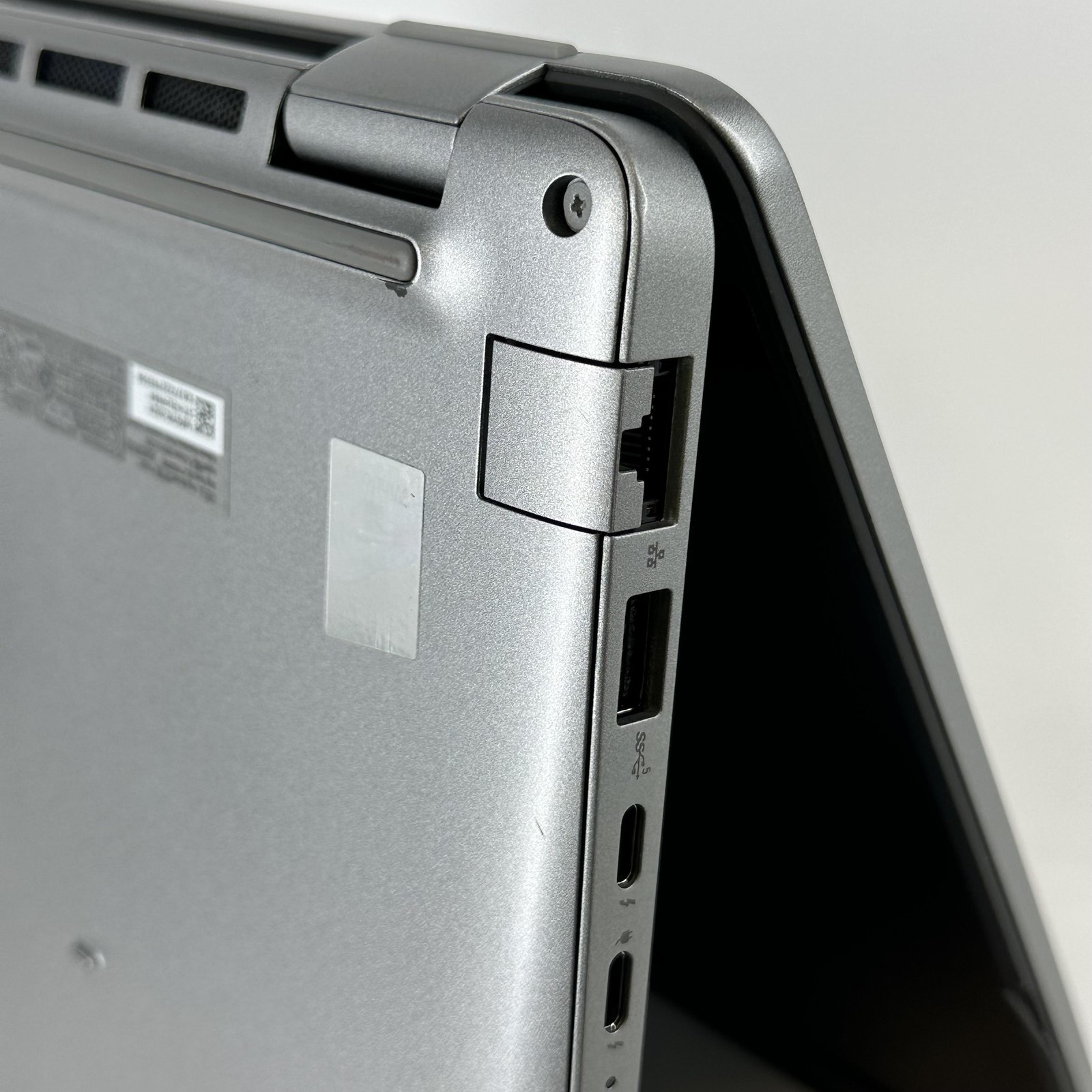 Dell Latitude 5450 14 Gray FHD 1.7GHz Ultra 7 165U 16GB 512GB SSD Good FRAME GAP