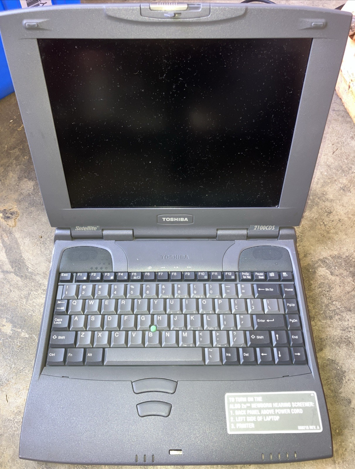 Vitage/Retro Laptop Toshiba Satellite 2100CDS 4.3 POWER ON TESTED UNIT ONLY