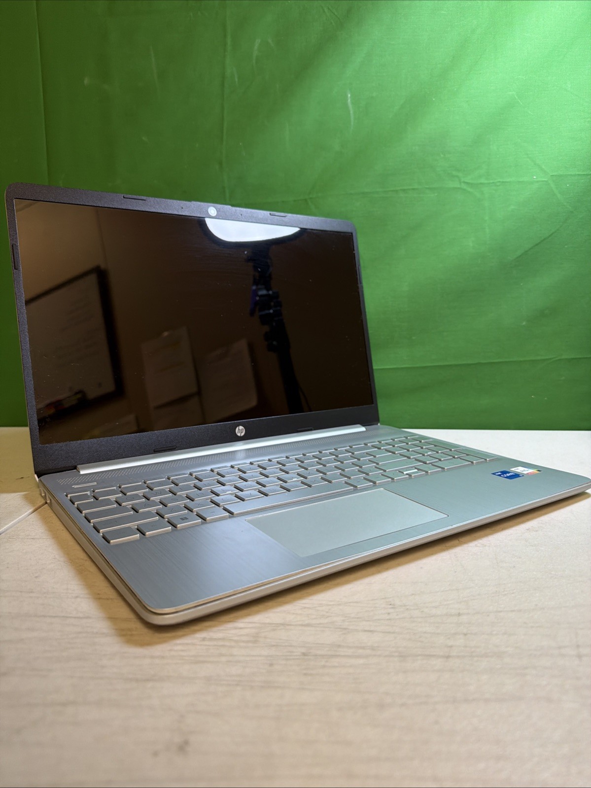 HP Laptop 15-dy5073dx 15″ FHD Touch I7-1255U 512GB SSD 16GB W11 (Used)