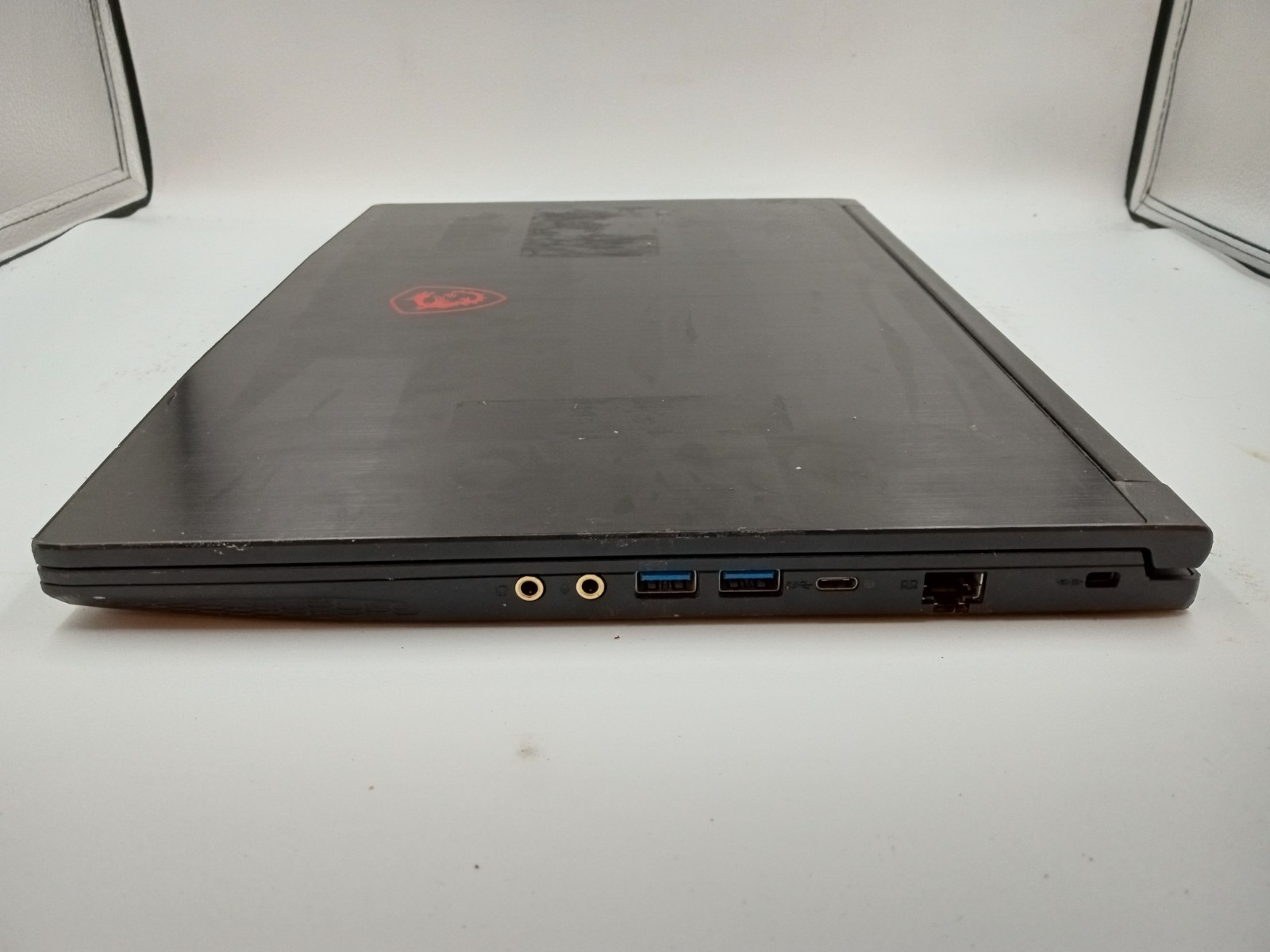 MSI Thin GF63 12UCX 15.6″ Intel i5-12450H Nvidia RTX 2050 – FOR PARTS – READ!