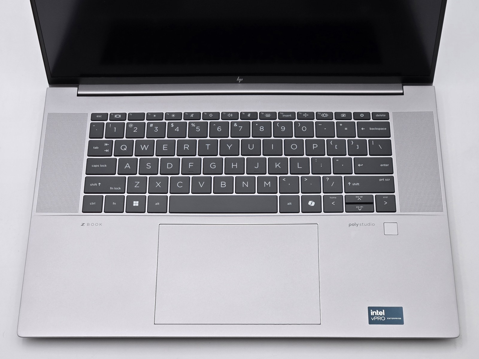 HP ZBook Studio 16 G11 Ultra 9 185H RTX 3000 Ada 64GB 1TB 4K Grade C