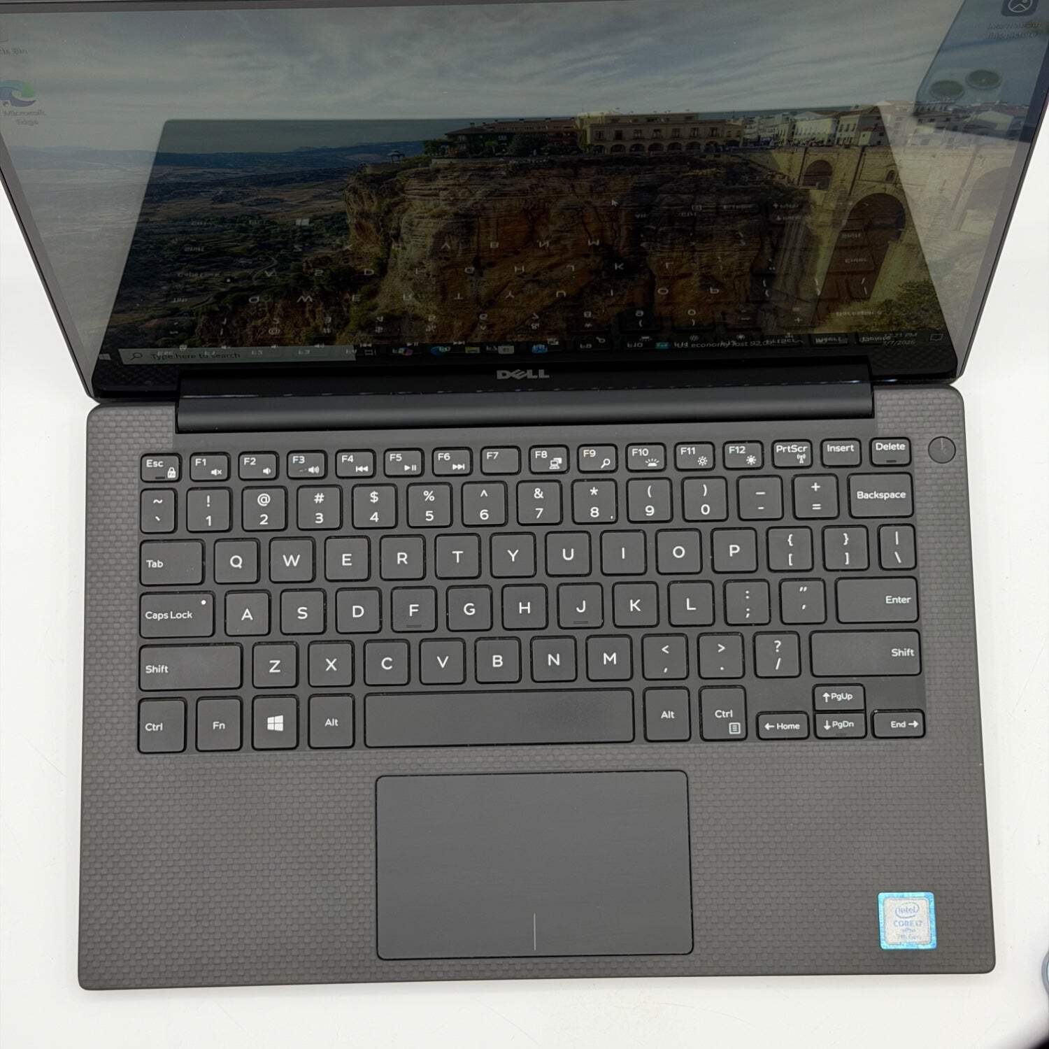 Dell XPS 9360 13.3″ i7-7660u 2.5GHz 16GB RAM 256GB SSD