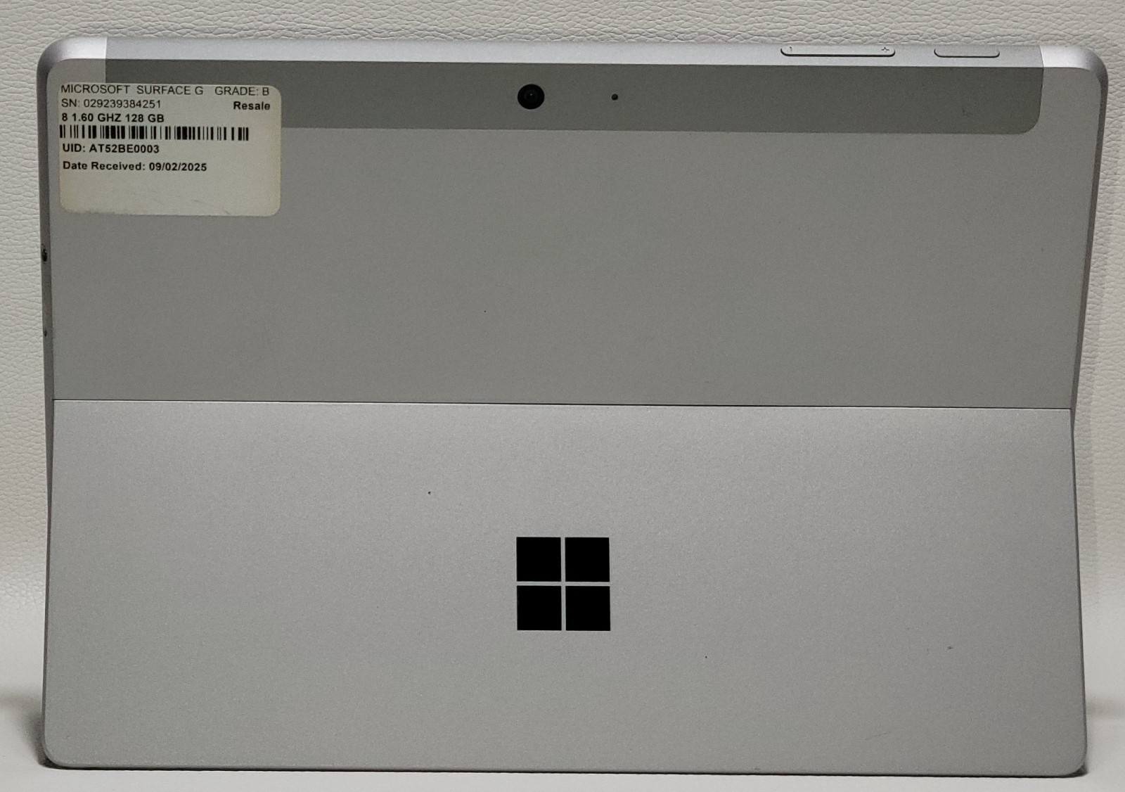Surface Go 128 GB Pentium 4415Y NO ADAPTER (UID AT52BE0003)