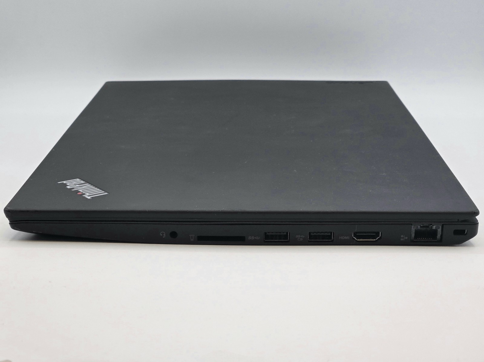 Lenovo ThinkPad T570 15″ FHD Touch I5-7300U 256GB 16GB W10P FP Reader *READ*