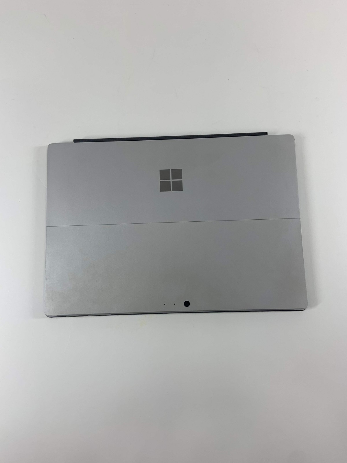Microsoft Surface Pro 8 1724 13″ m3-6Y30 1.5GHz 4GB RAM 256GB SSD