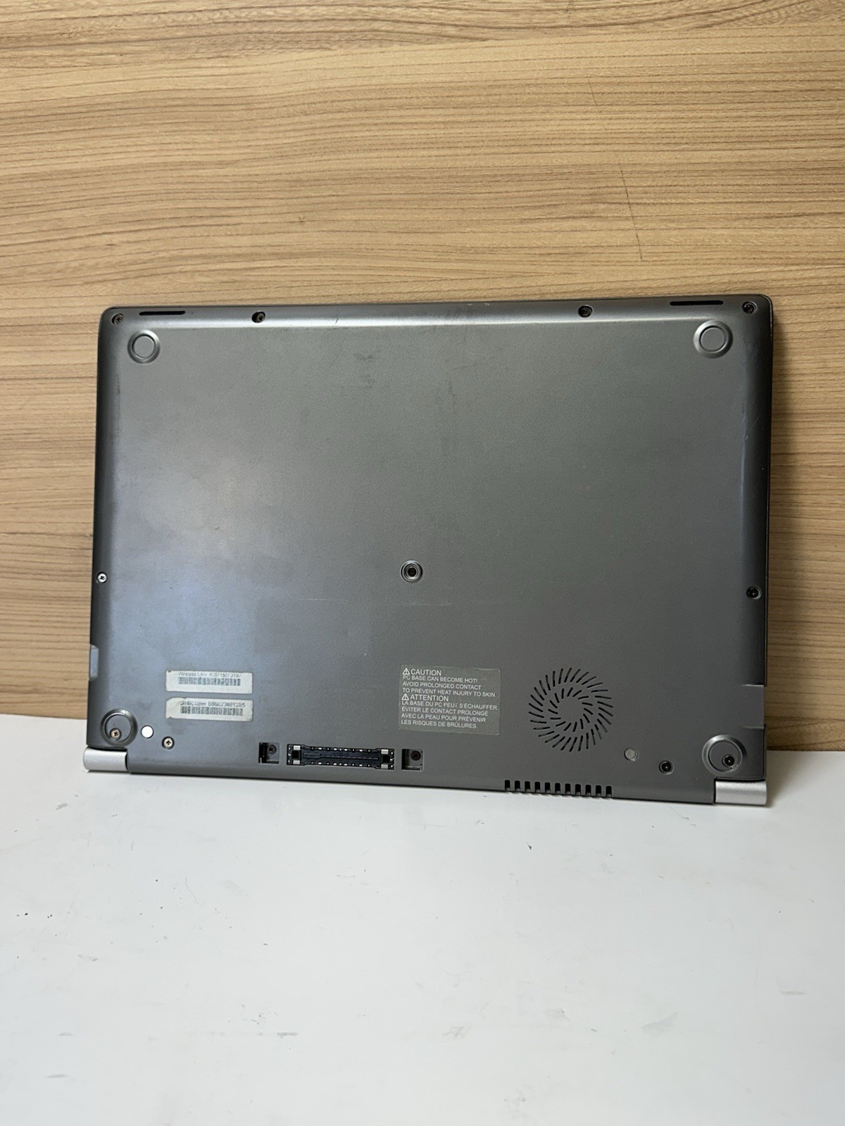 Toshiba Portege Z30-B Core i7-5500U 120GB SSD, 8GB Ram (NO OS NO POWER SUPPLY )