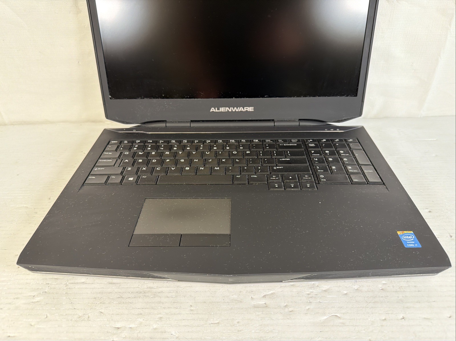 Alienware 17 P18E Gaming i7-4900MQ 32GB RAM GTX 770M 17″ 256 GB NVMe Win 11 Pro