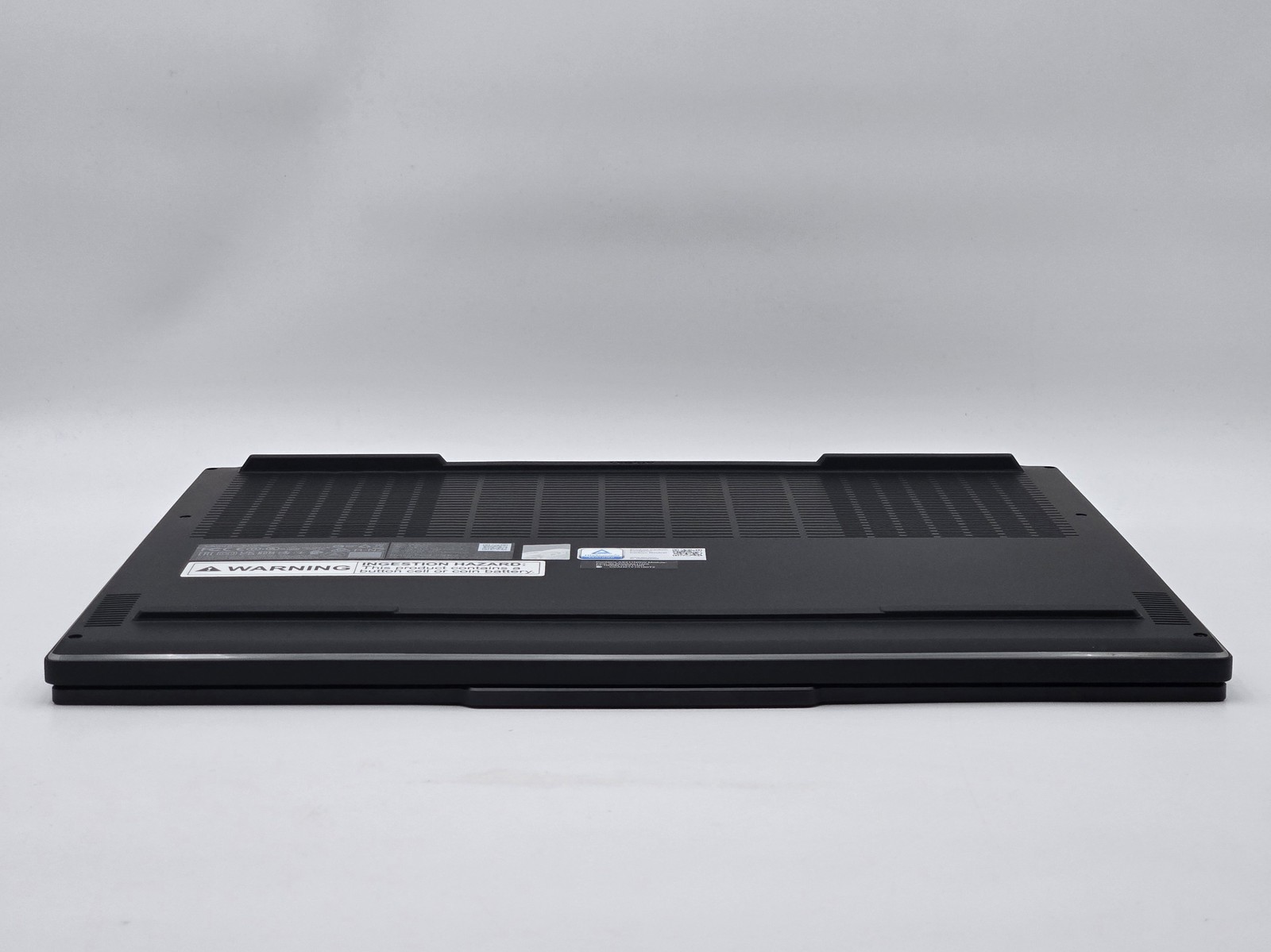 Lenovo Legion 9 16IRX9 16″ 3200 x 2000 I9-14900HX 2TB SSD 32GB W11 GeForce RTX