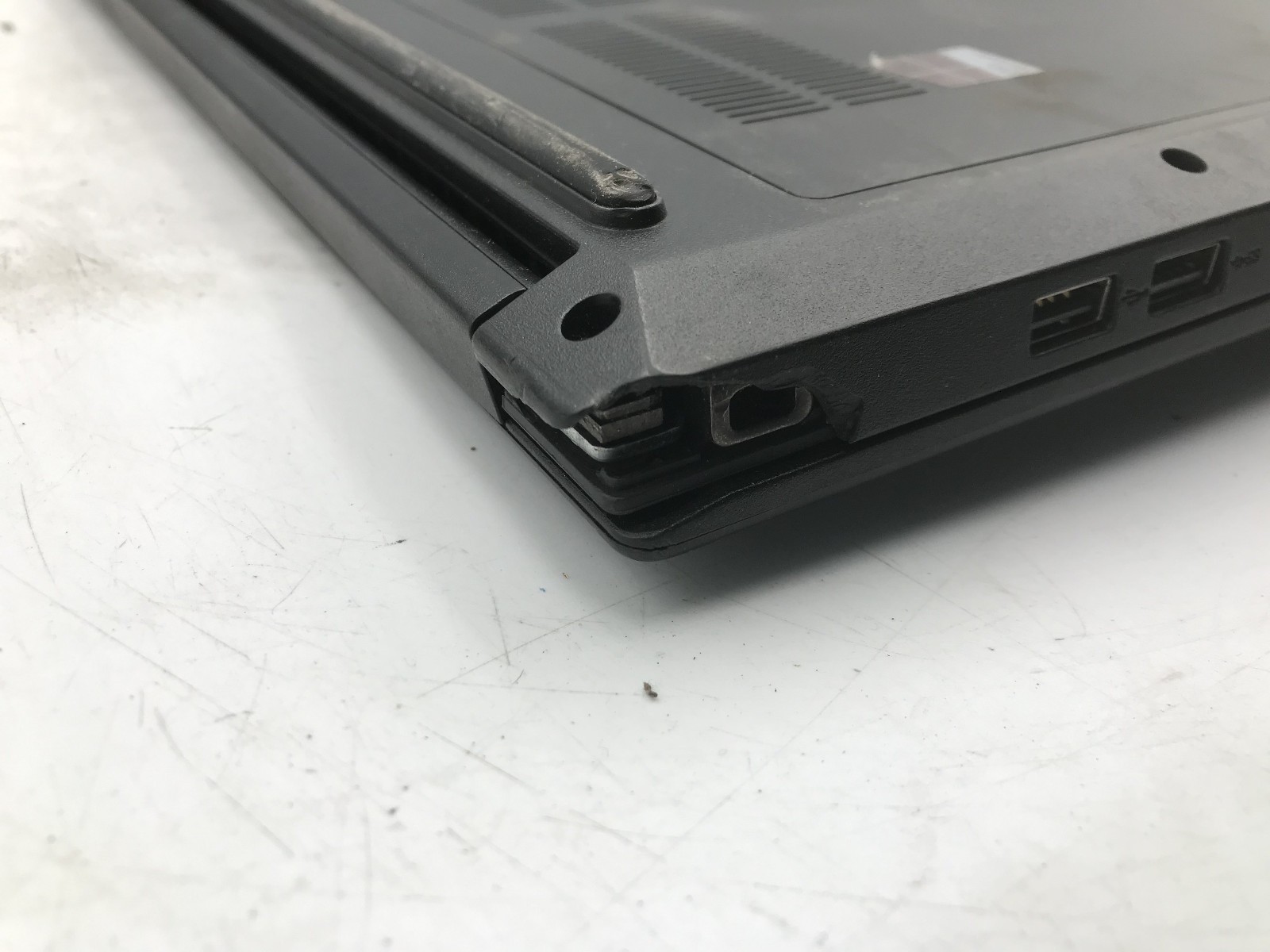 LENOVO THINKPAD E470 – BOOTS TO BIOS – INTEL I5 7TH GEN – NO RAM – READ DESC -BB