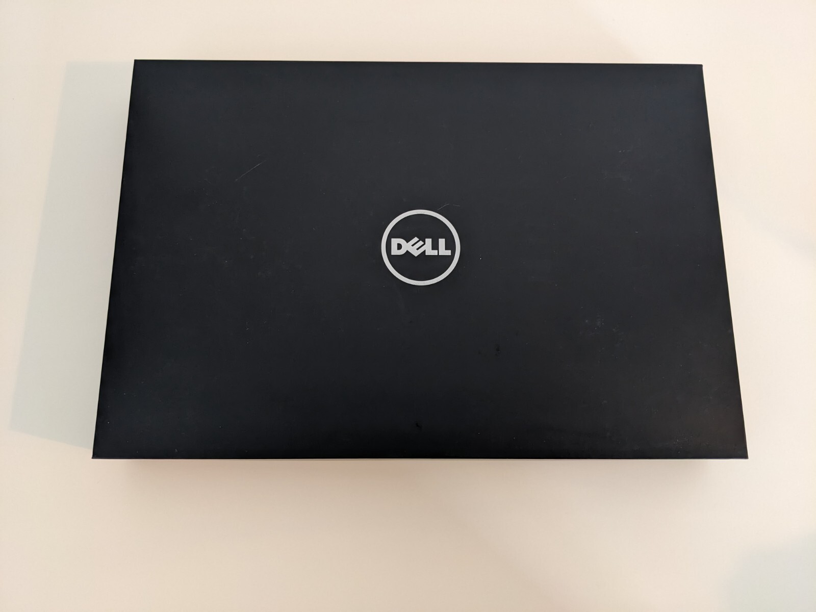 Dell XPS 13 9343 13.3″intel i5-5200U@2.20GHz|8GB RAM|256gb SSD|Webcam|Backlit