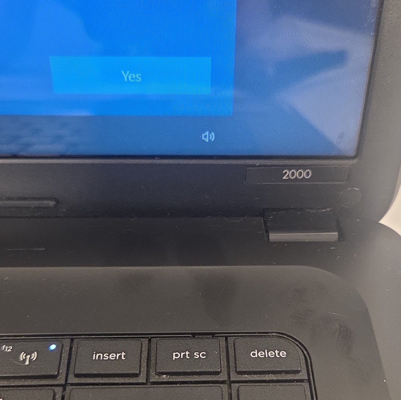 HP HP 2000 15.6″ Laptop Intel Core i3 2.40GHz 4GB RAM 320GB HDD Win 10 Pro