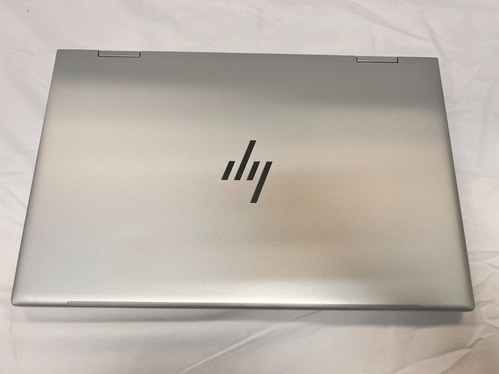 HP ENVY X360 2-IN-1 15t-ew000 549U9AV 15.6″FHD i5-1240P 8GB RAM 256GB SSD win11H