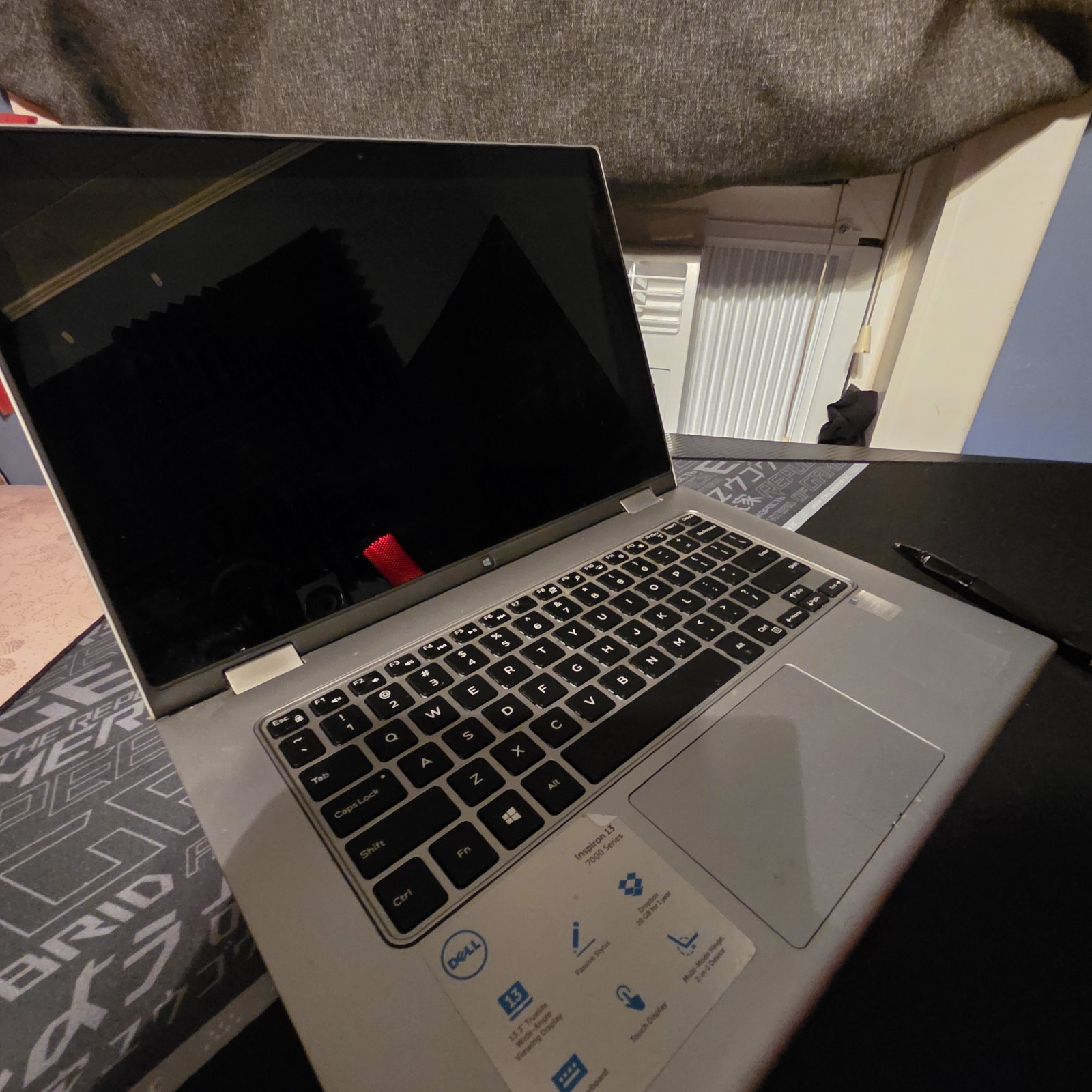 Dell Inspiron 13 7000 Series – FOR PARTS ONLY – READ DESCRIPTION