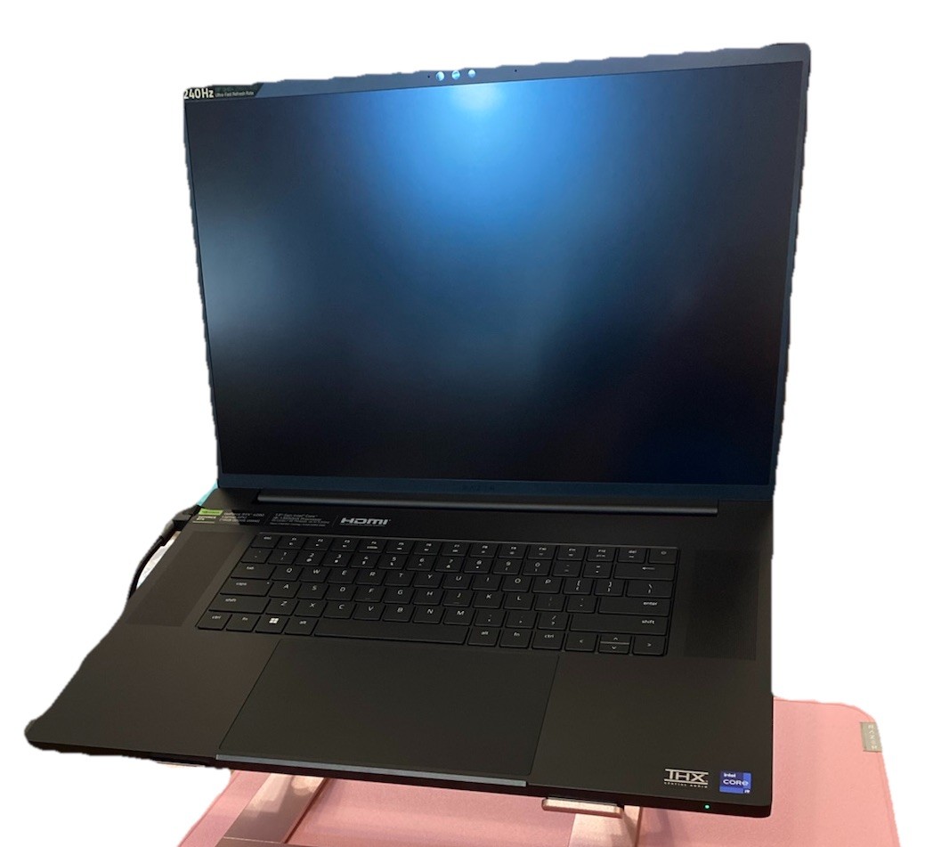 💕 Razer Blade 18 PINK 32GB RAM 2TB SSD Gaming Laptop PC 2023 Model RZ09-0484