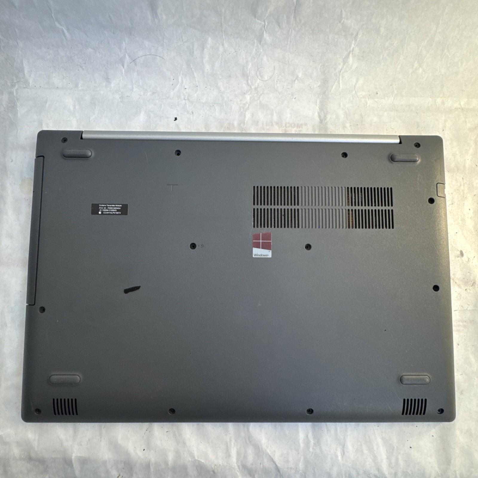 Lenovo IdeaPad 330-15IKB 15.6″ Laptop Intel i5-8250U 12GB RAM 1TB HDD