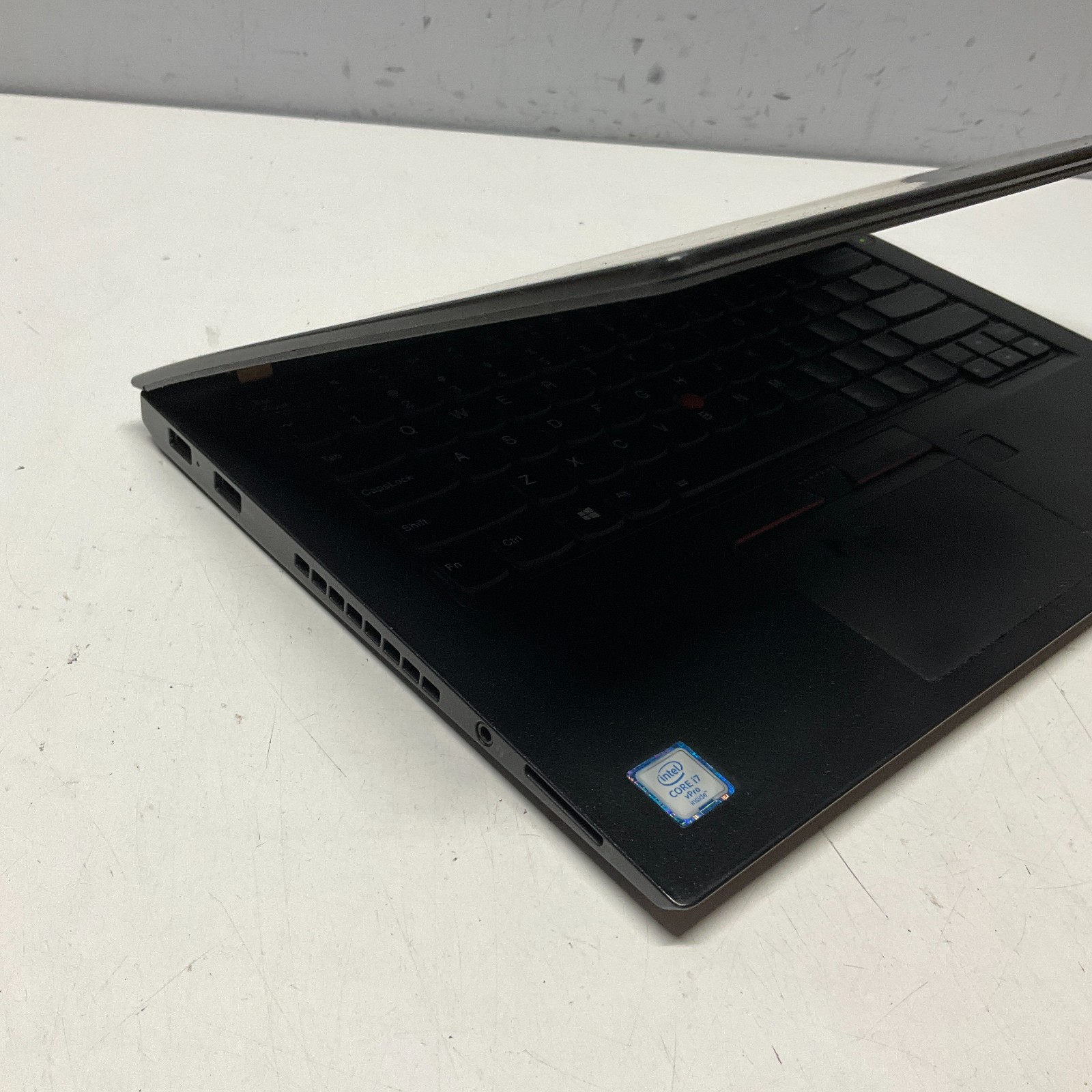 Lenovo Thinkpad T470s Laptop Intel i7-7600U @ 2.80 GHz 4GB 256GB SSD Win 10 Pro