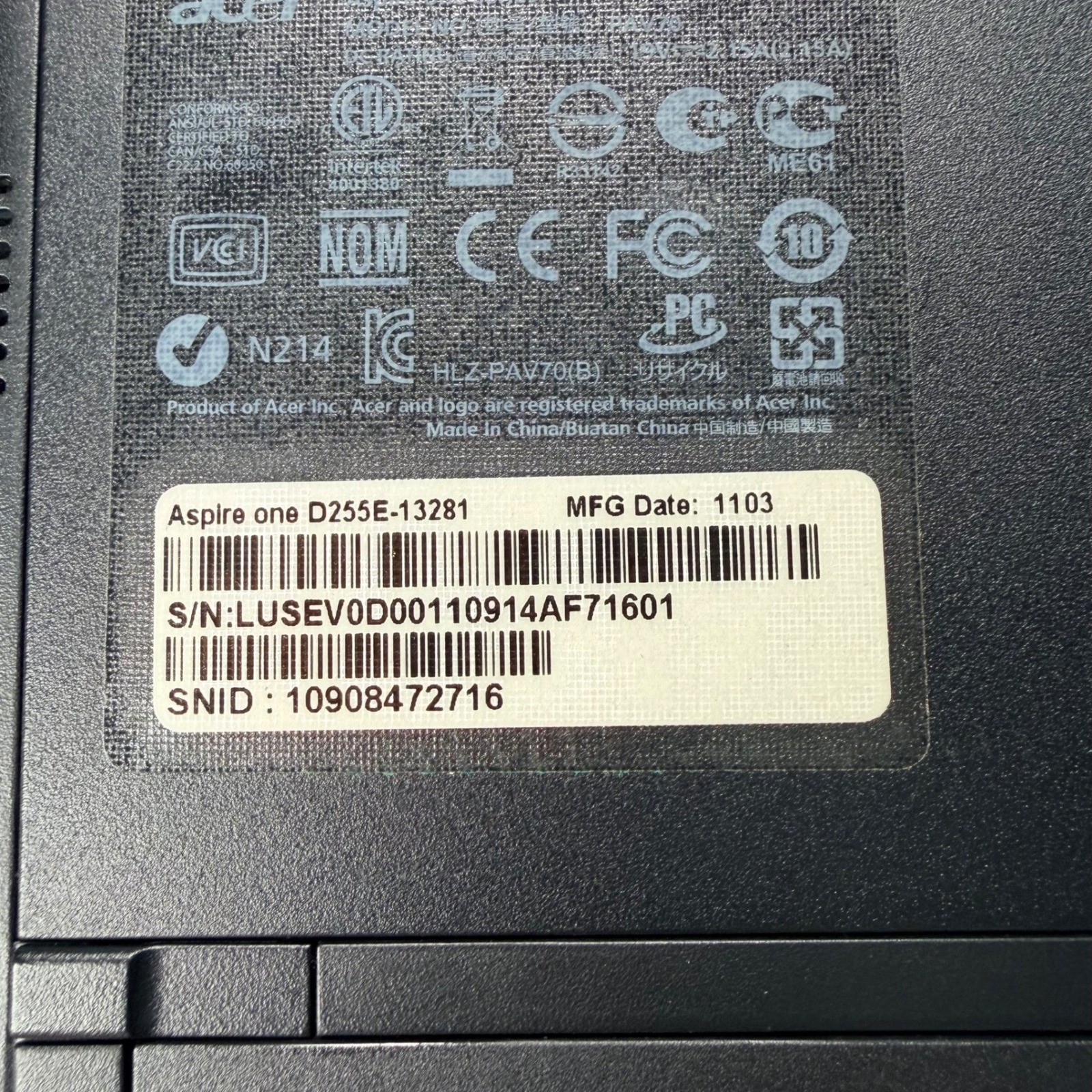 Acer Aspire One D255E-13281 Netbook and Aspire 5517-5358 Laptop Bundle Black