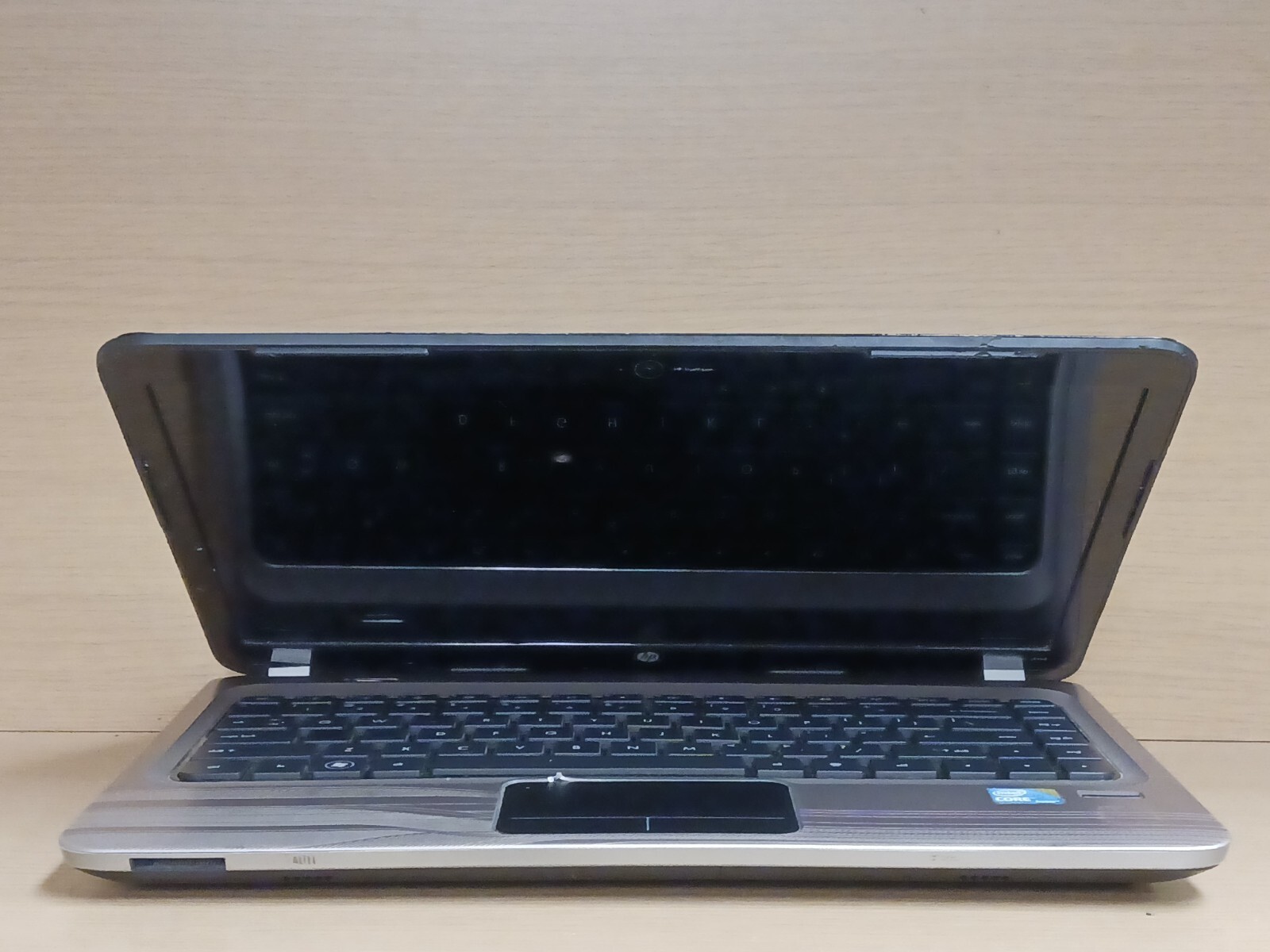 HP Pavilion dm4 Laptop Cracked Screen, No Battery, No A/C Adapter FPONW PLS READ