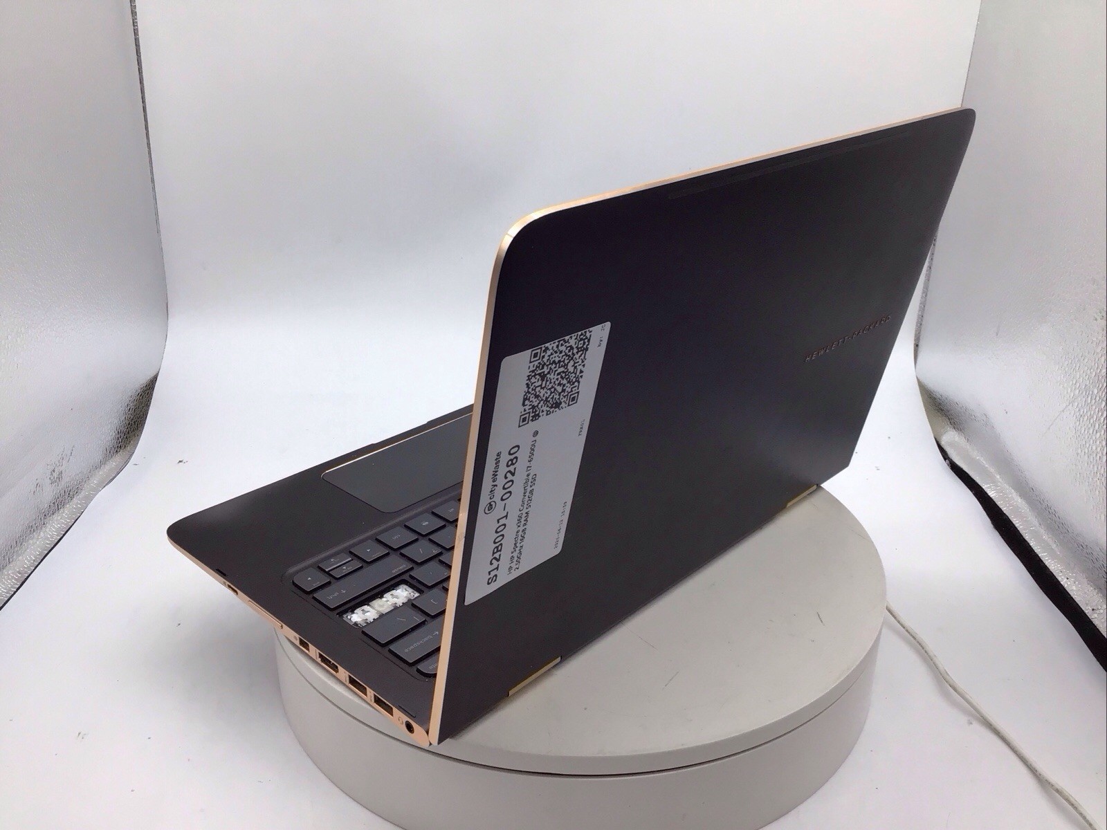 HP Spectre x360 13.3″ Laptop i7-6700U 16GB RAM 512GB SSD Windows 11 Pro Used RD