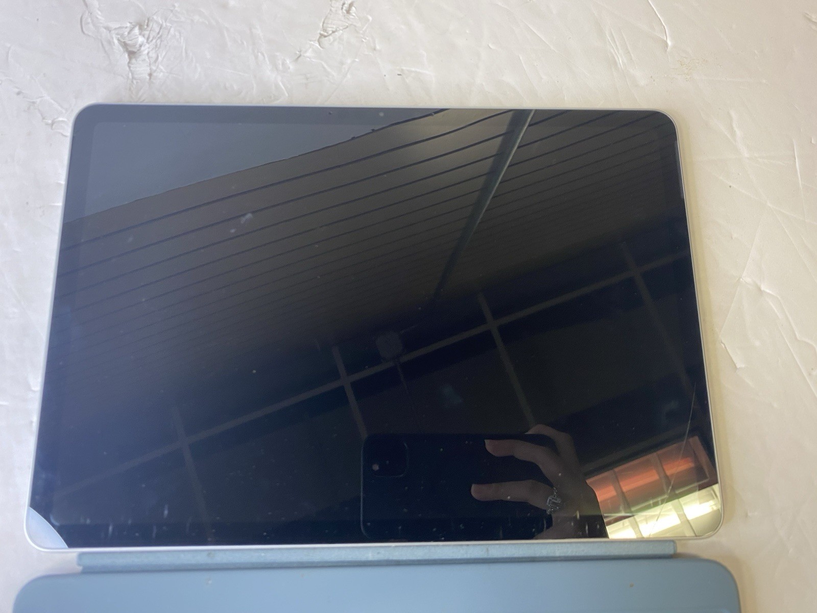 Microsoft Surface Pro 12″ Snapdragon X Plus 3.24GHz 16GB RAM 256GB SSD **READ**