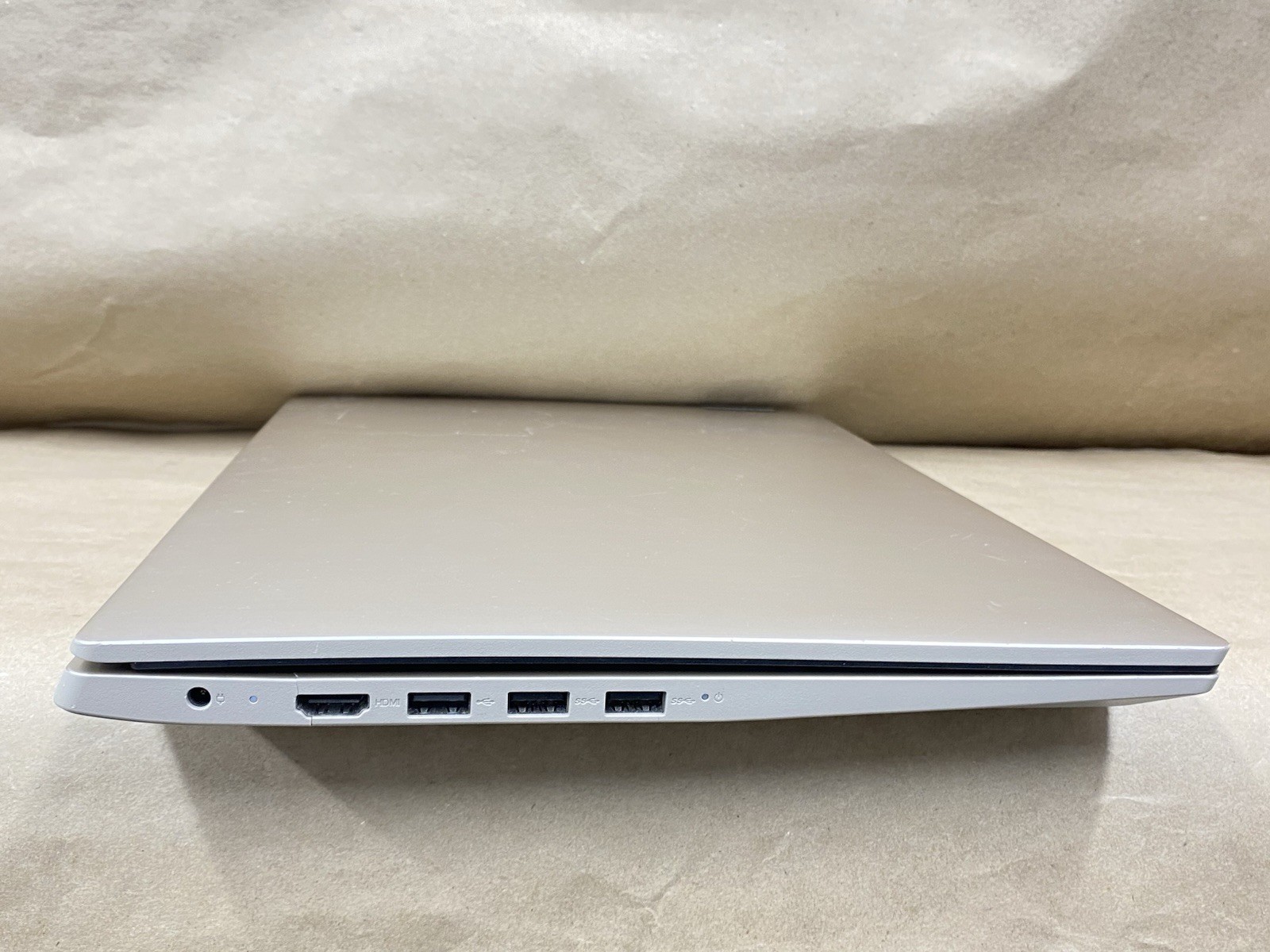 Lenovo 81WE – 15.5″ FHD – i3-1005G1 – 4GB – 128GB SSD – Win 11 Pro – READ