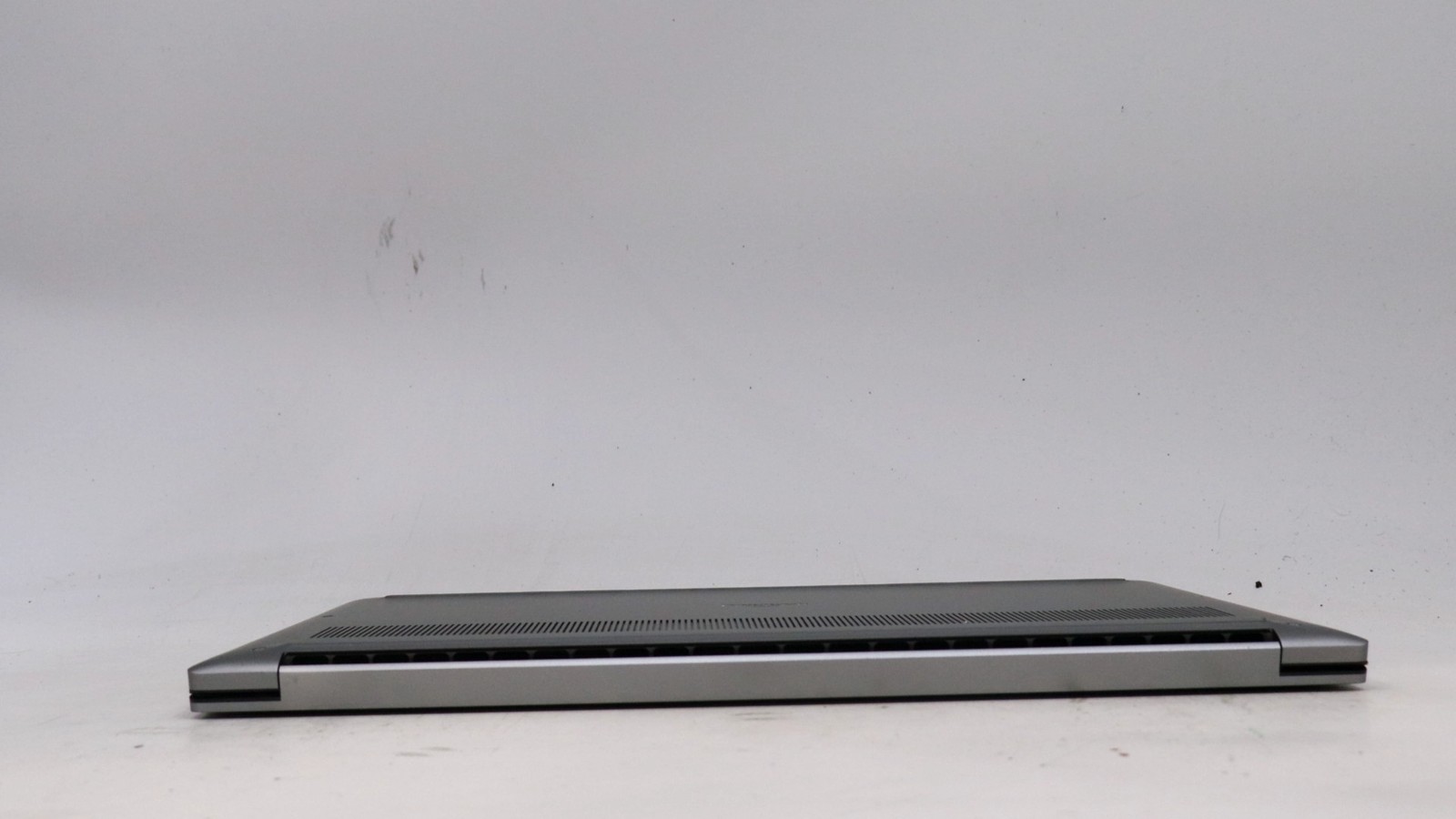 Dell Precision 5570 15″ i5-12600h 16GB 256GB – Good