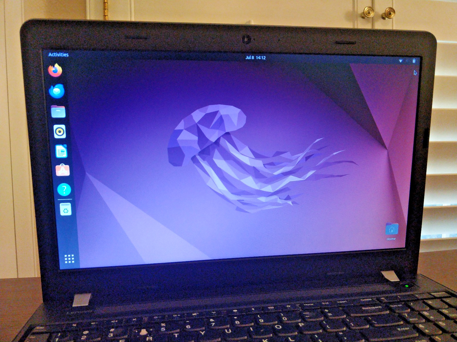Lenovo ThinkPad E570 Intel i5-7200U 8GB RAM 500GB HDD 15.6″ LINUX Laptop