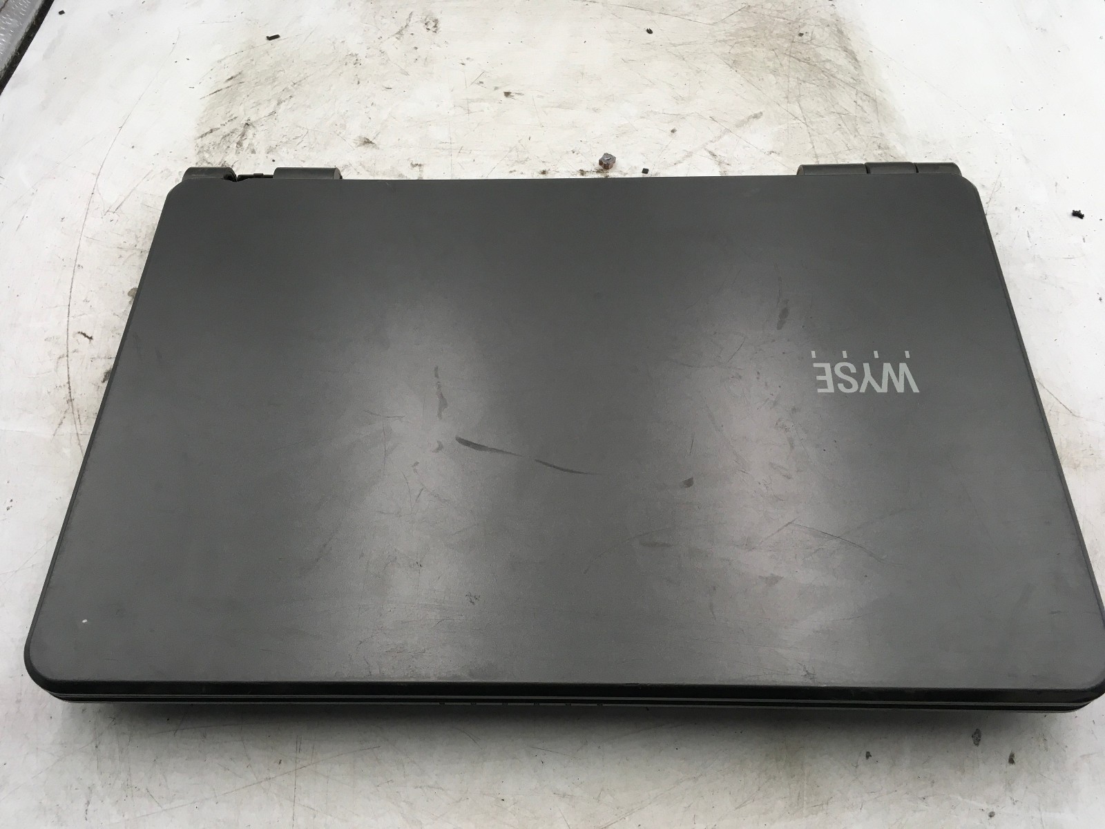 WYSE XN0M LAPTOP – FOR PARTS/BAD LCD – AMD G-T56N – 4GB RAM – READ DESCRIP – BB