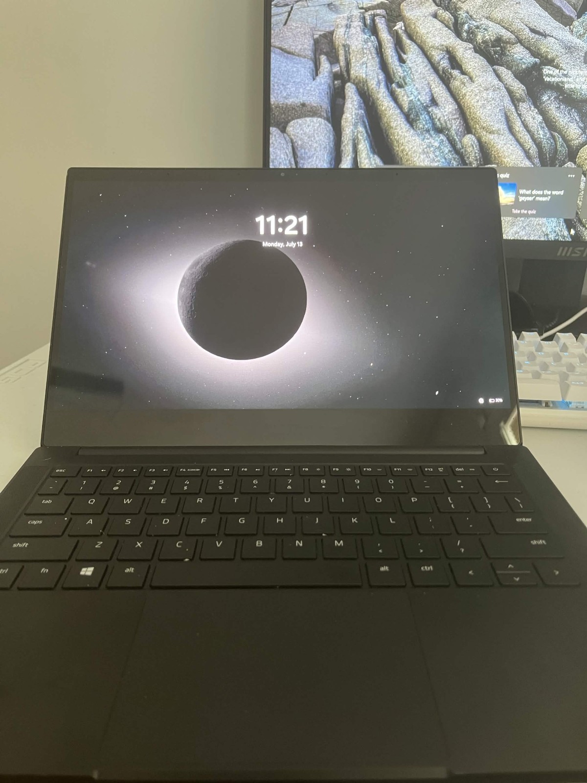 Razer Blade Stealth Late 2020 – OLED TOUCH – i7 – 1650Ti – 16GB – 256GB