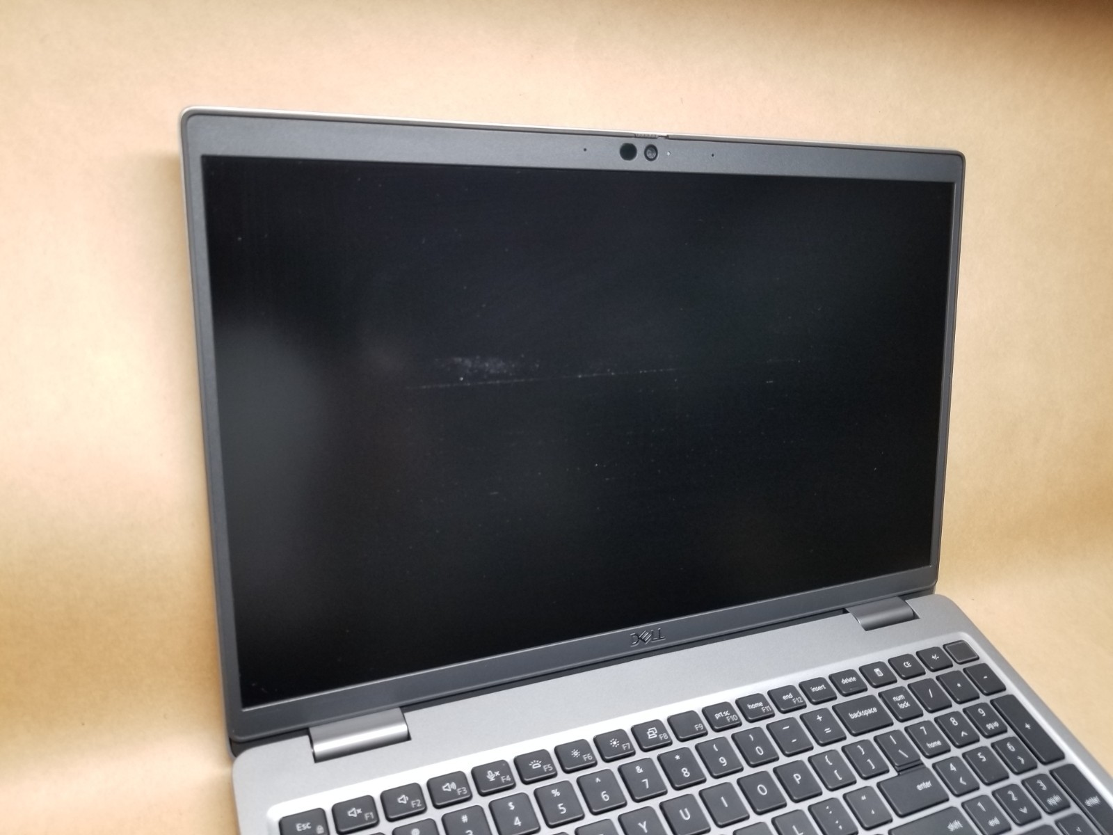 Dell Latitude 5520 15.6 FHD i7-1185G7 3.00GHz, 16GB RAM, 256GB SSD, WIN 11 PRO