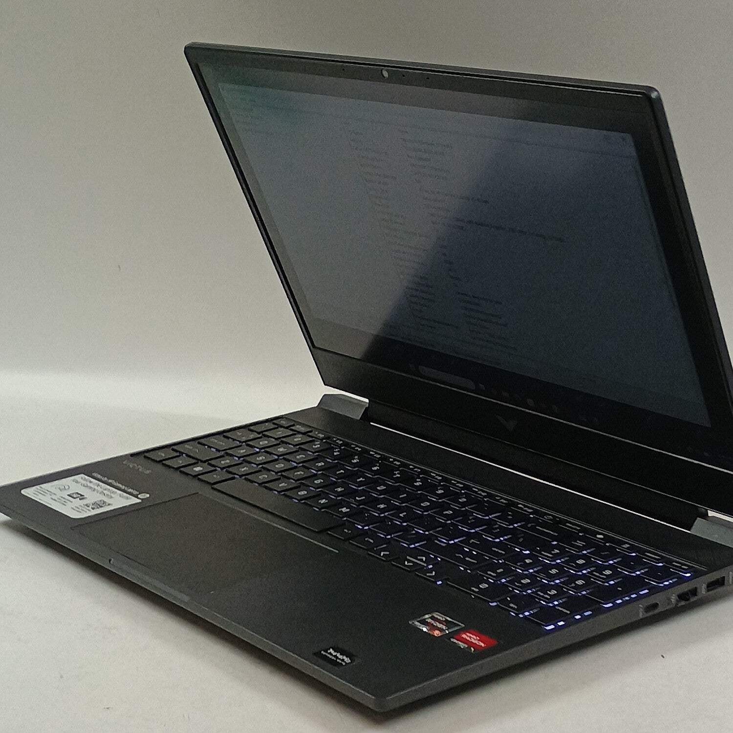 HP Victus 15-FB2063DX 15.6 Ryzen 5 7535HS 3.3GHz 24GB RAM 512GB SSD AMD RX 6550M