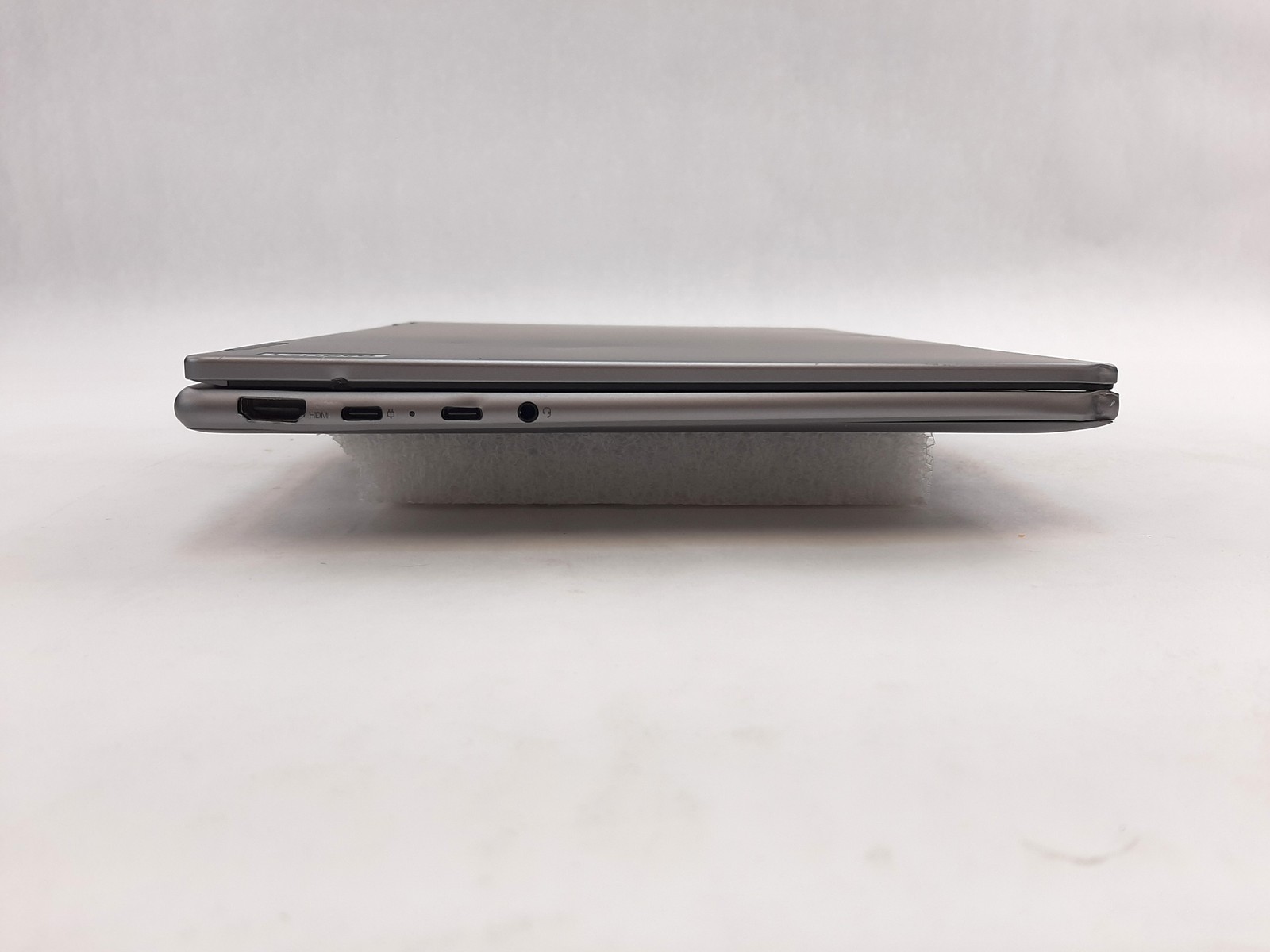 Lenovo Yoga 7 2-in-1 14″ Ryzen 7 8840HS 16GB RAM 256GB NVMe Part/Repair C3*185