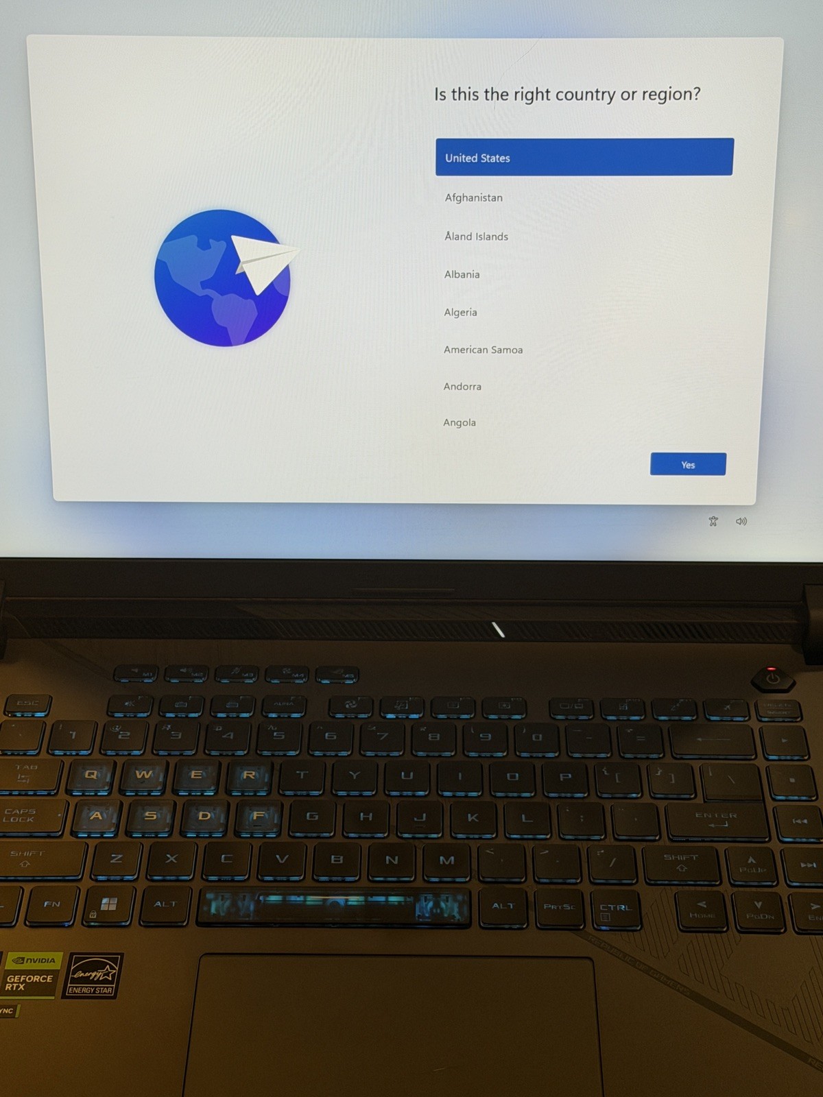 Asus ROG Strix G16 G614 16 240Hz QHD+ 2.2 GHz i9-14900HX 64GB 2TB SSD RTX 4070
