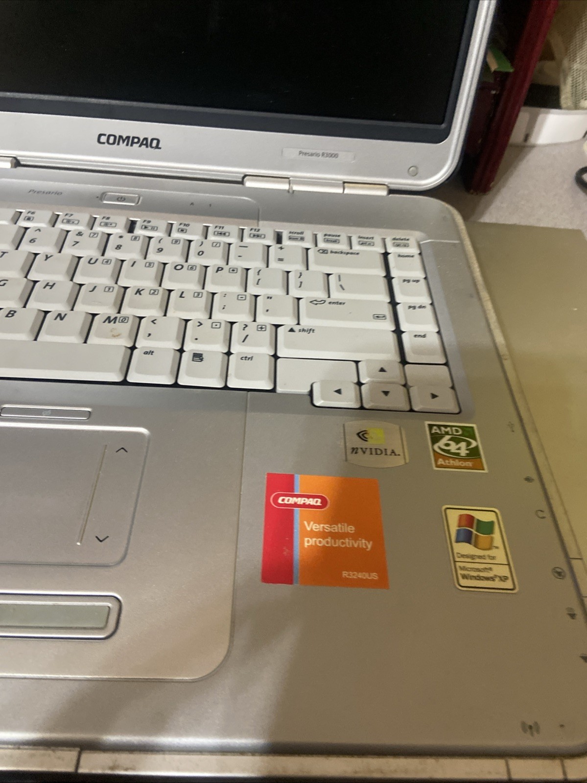 Compaq Presario R3000 – 15.4″ 256MB RAM, 80GB HDD, Laptop – FOR PARTS