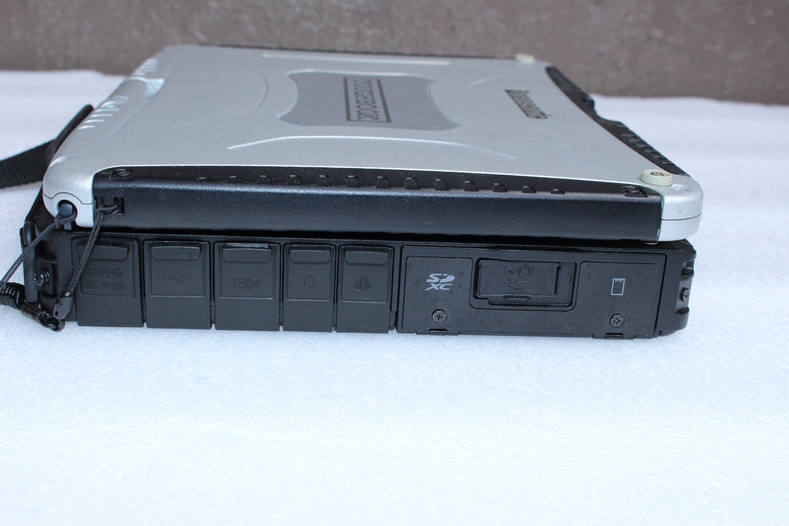 Panasonic Toughbook CF-19 MK-5 Core i5-2520M 16GB/ 512GB SSD/ Win10 PRO64/0-HR