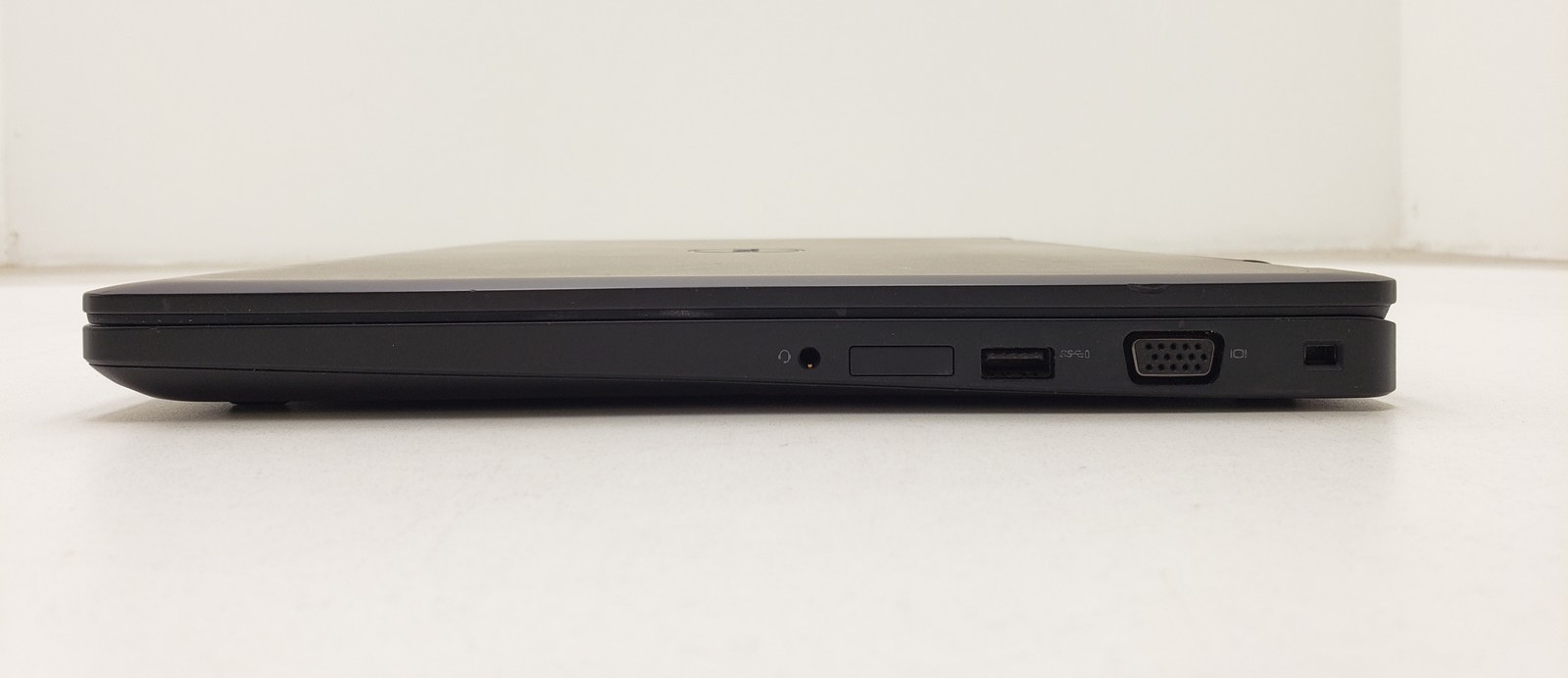 Dell Latitude 5580 Intel i5-7300U 8GB RAM 256GB SSD 15.6″ Win 11 Pro Laptop PC.