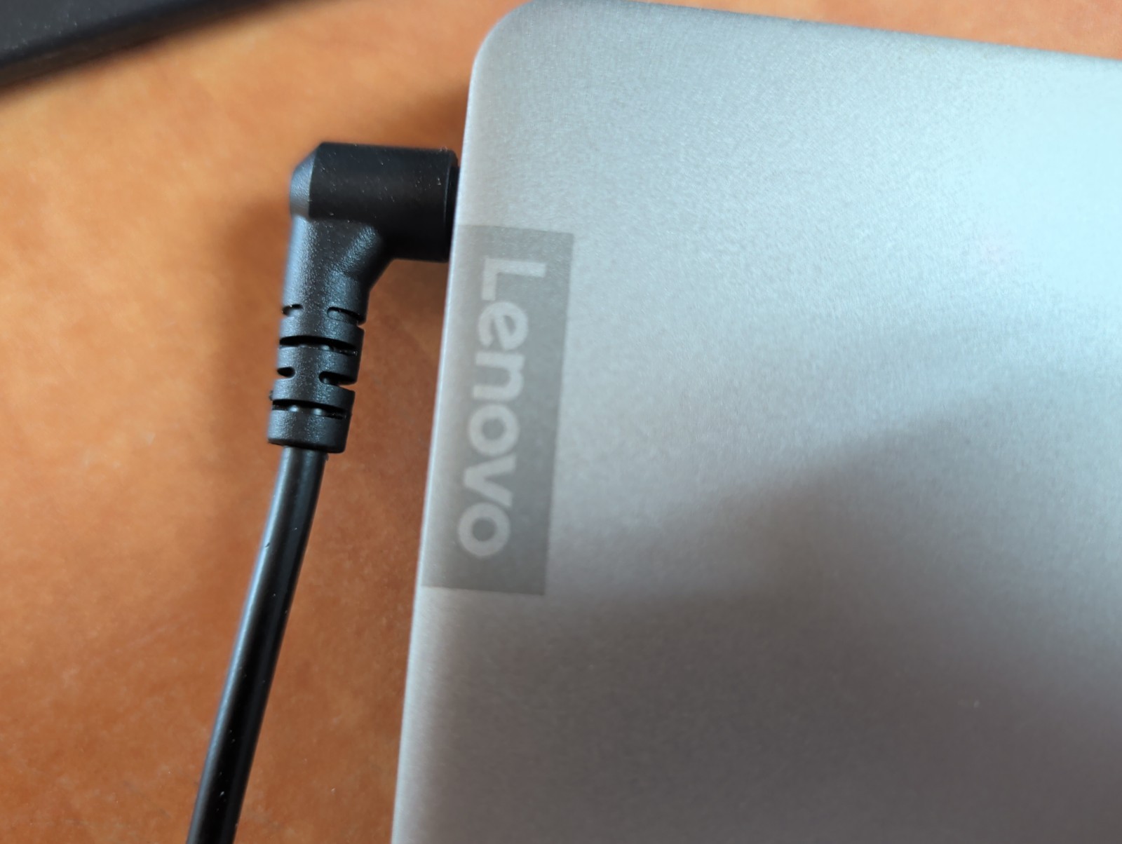 Lenovo IdeaPad 330s 15-IKB i3-8130U, 6GB, 1 TB HDD, Win 11 Home, W/ Charger