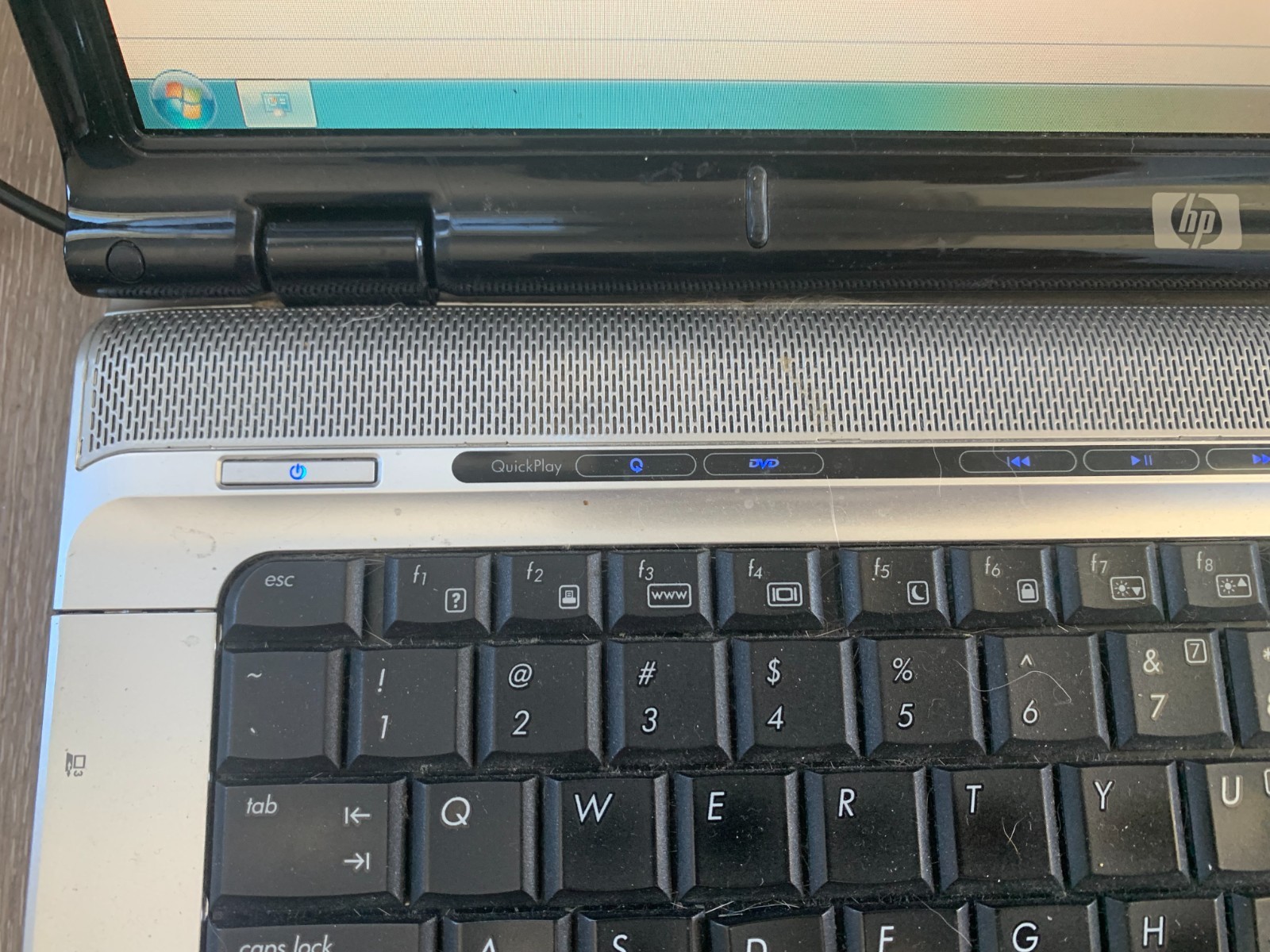 HP Pailion dv6000 15.4″ Intel Core 2 Duo T5750 2.00GHz 4GB RAM 100GB HDD Win 7