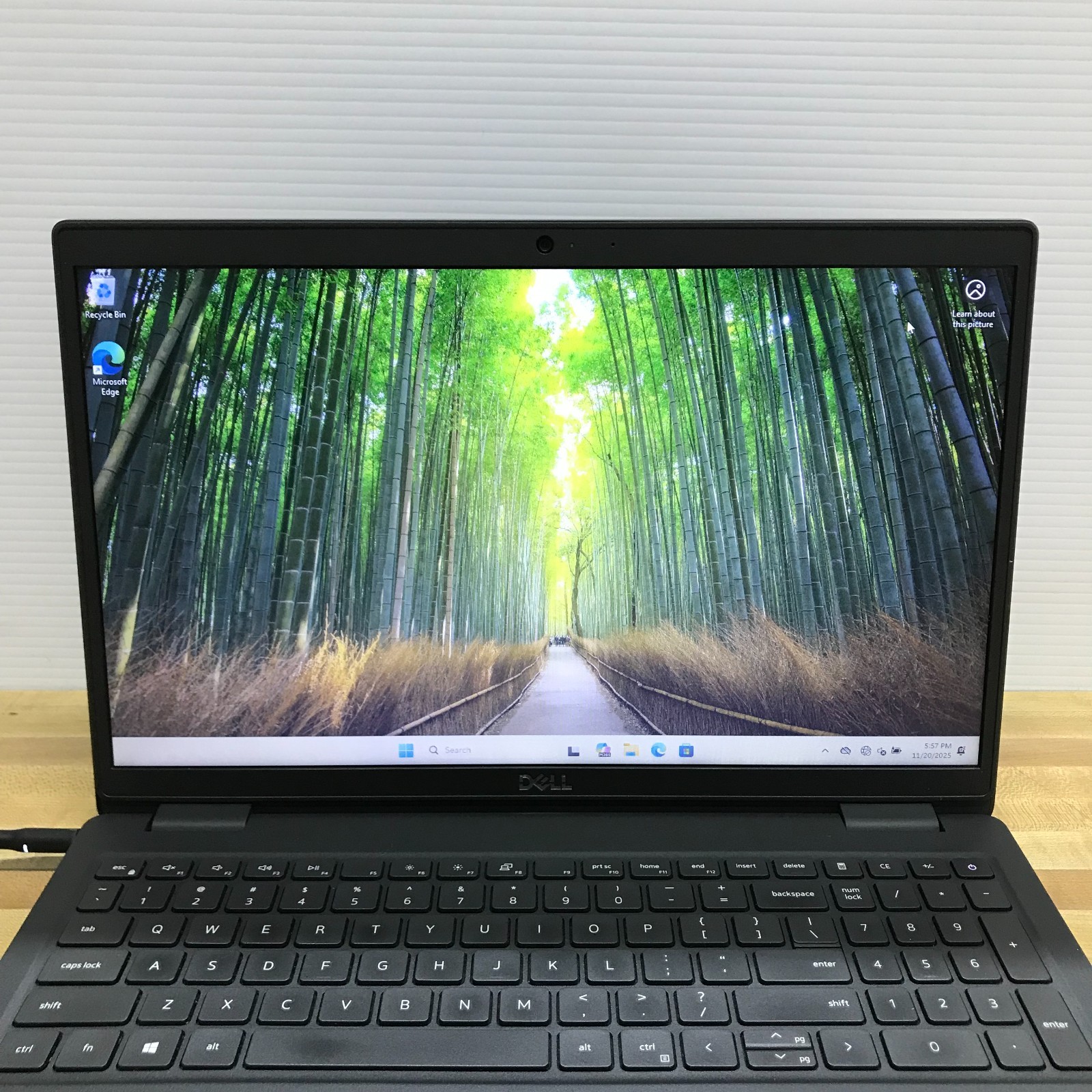 Dell Latitude 3520 15.6″ i5-1135G7 2.4GHz 8GB RAM 256GB SSD (Windows 11 Pro)