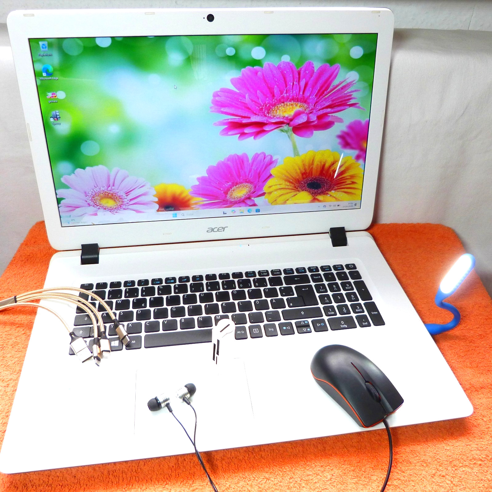 Acer ES1 732 Business UltraBook 17 inch l 500GB SSD Windows 11 l 8GB RAM…