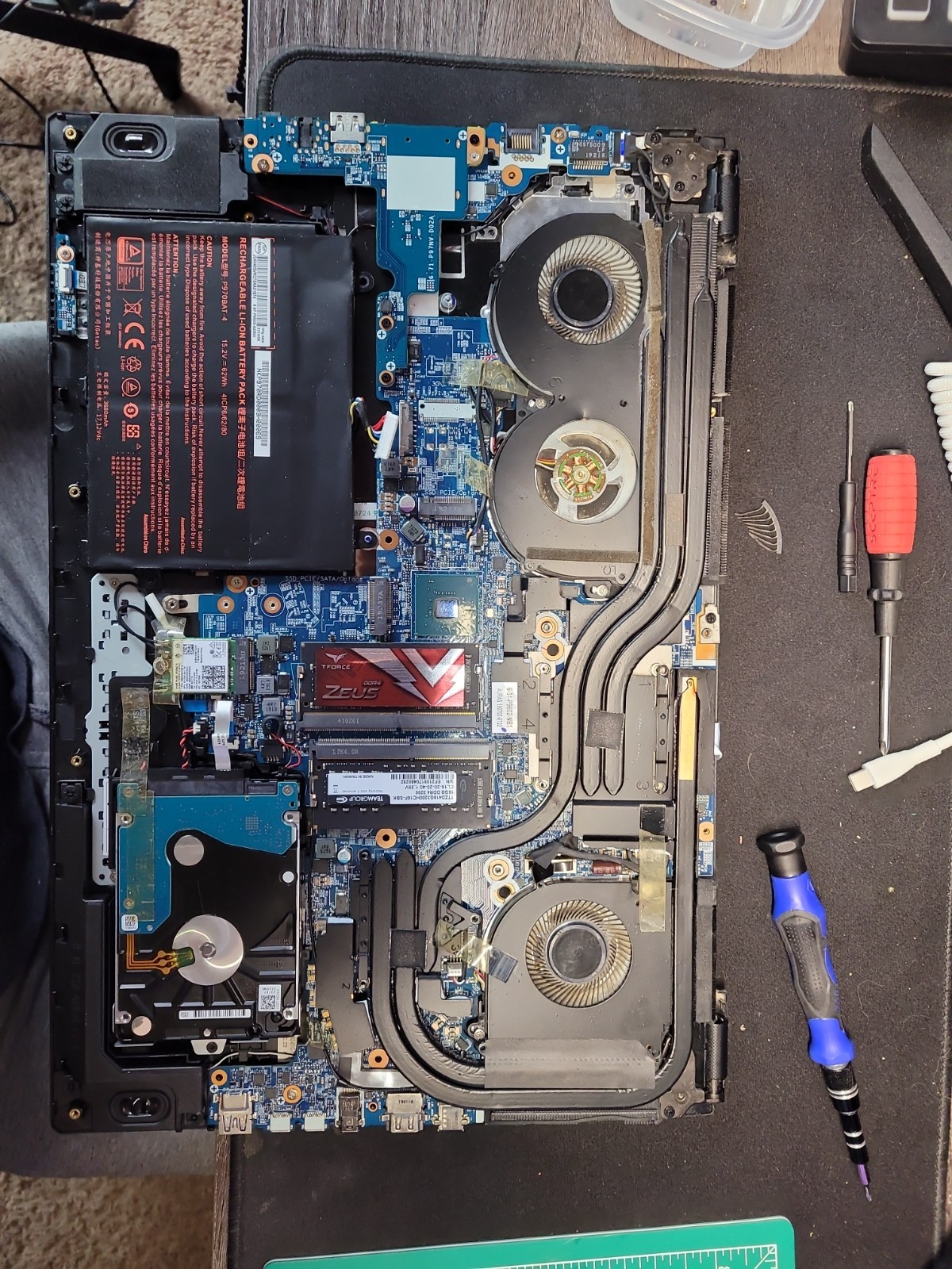 XOTIC CLEVO P970RD — i7-9750H / RTX 2060 / 32 GB RAM / 1TB HDD – FAN BROKEN
