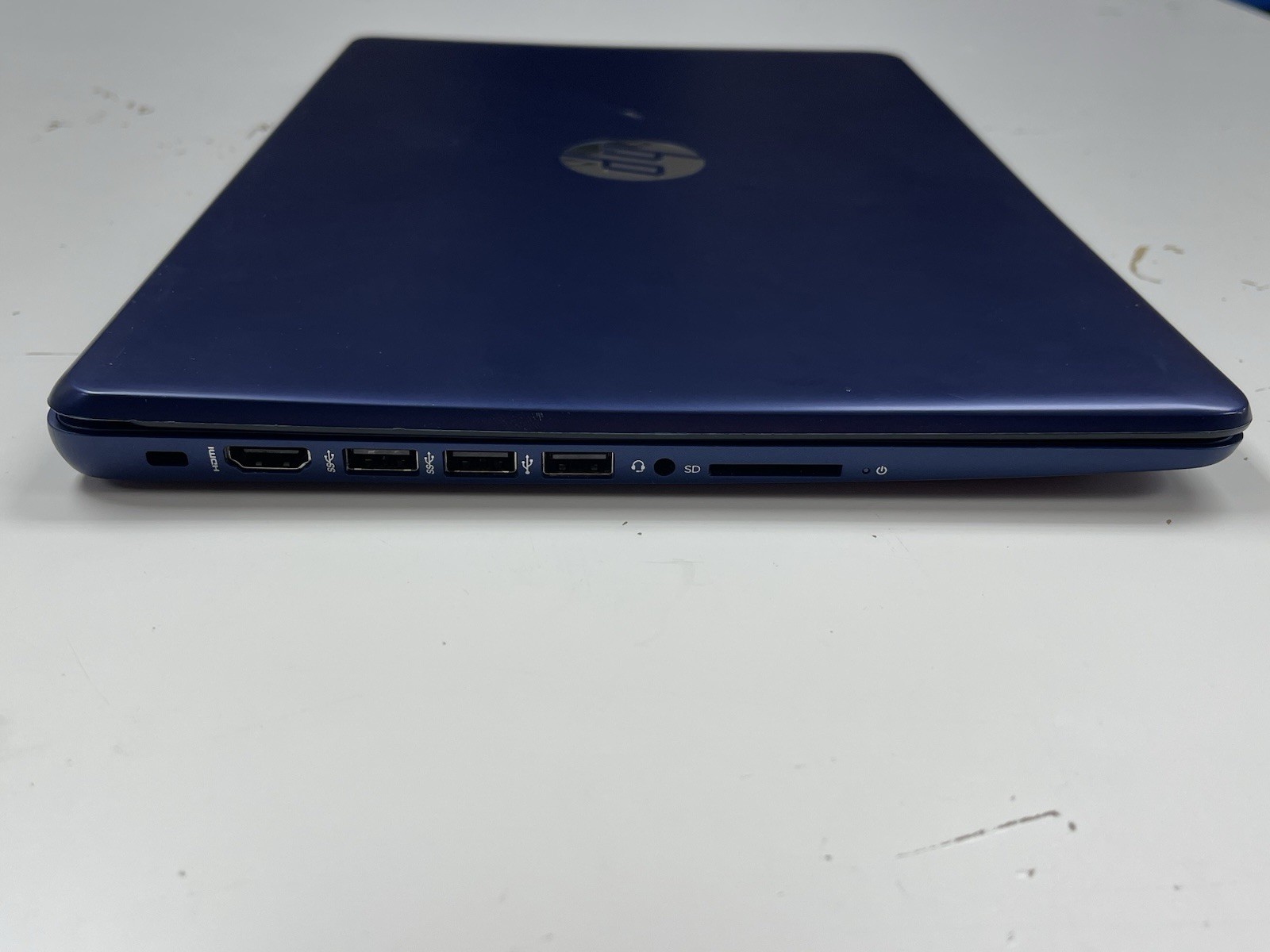 Hp Stream 14-cb171wm Intel Celeron N4000 1.1GHz 4GB Ram 64GB With BROKEN LCD
